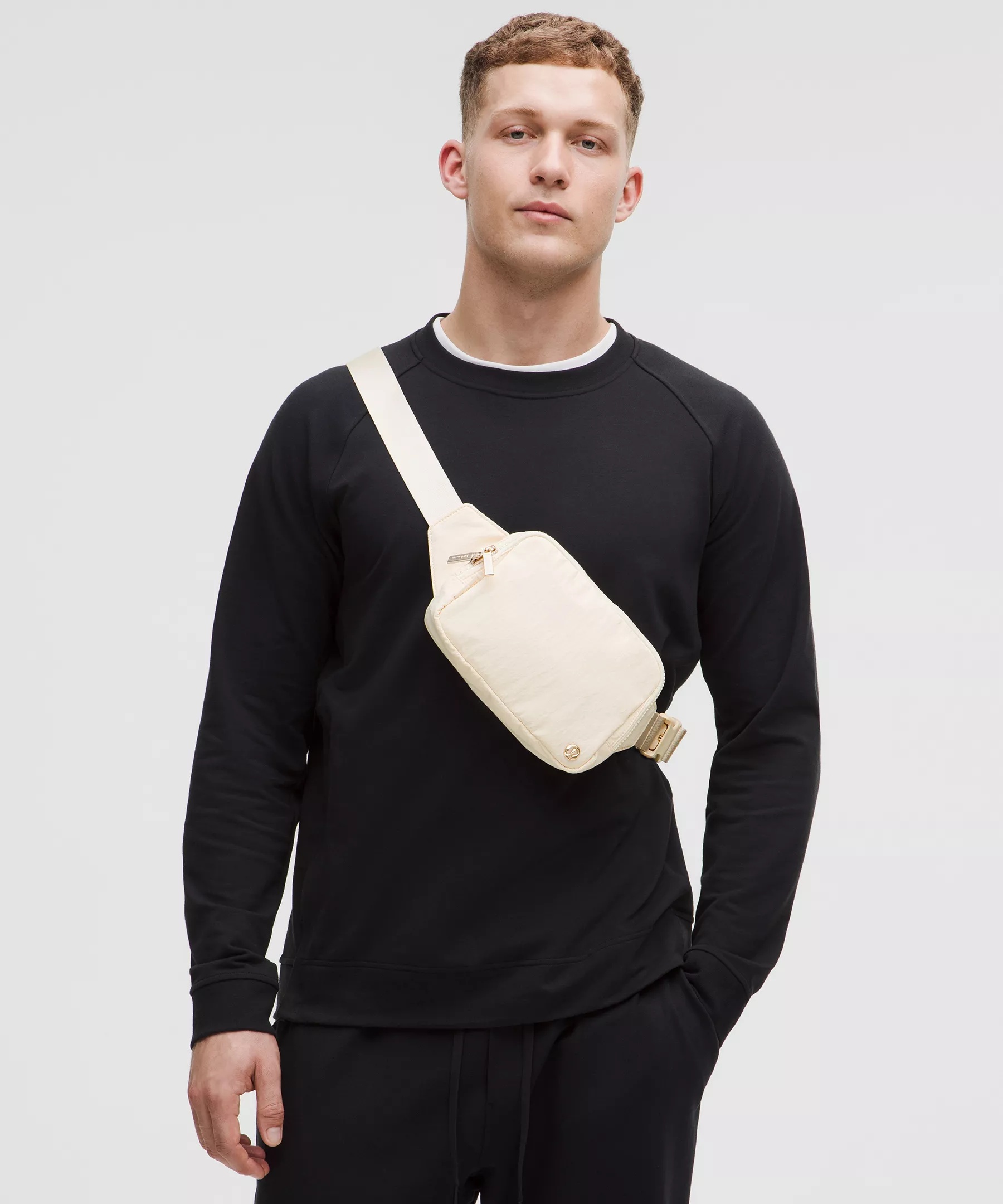 Everywhere Belt Bag Large with Long Strap 2L - 2