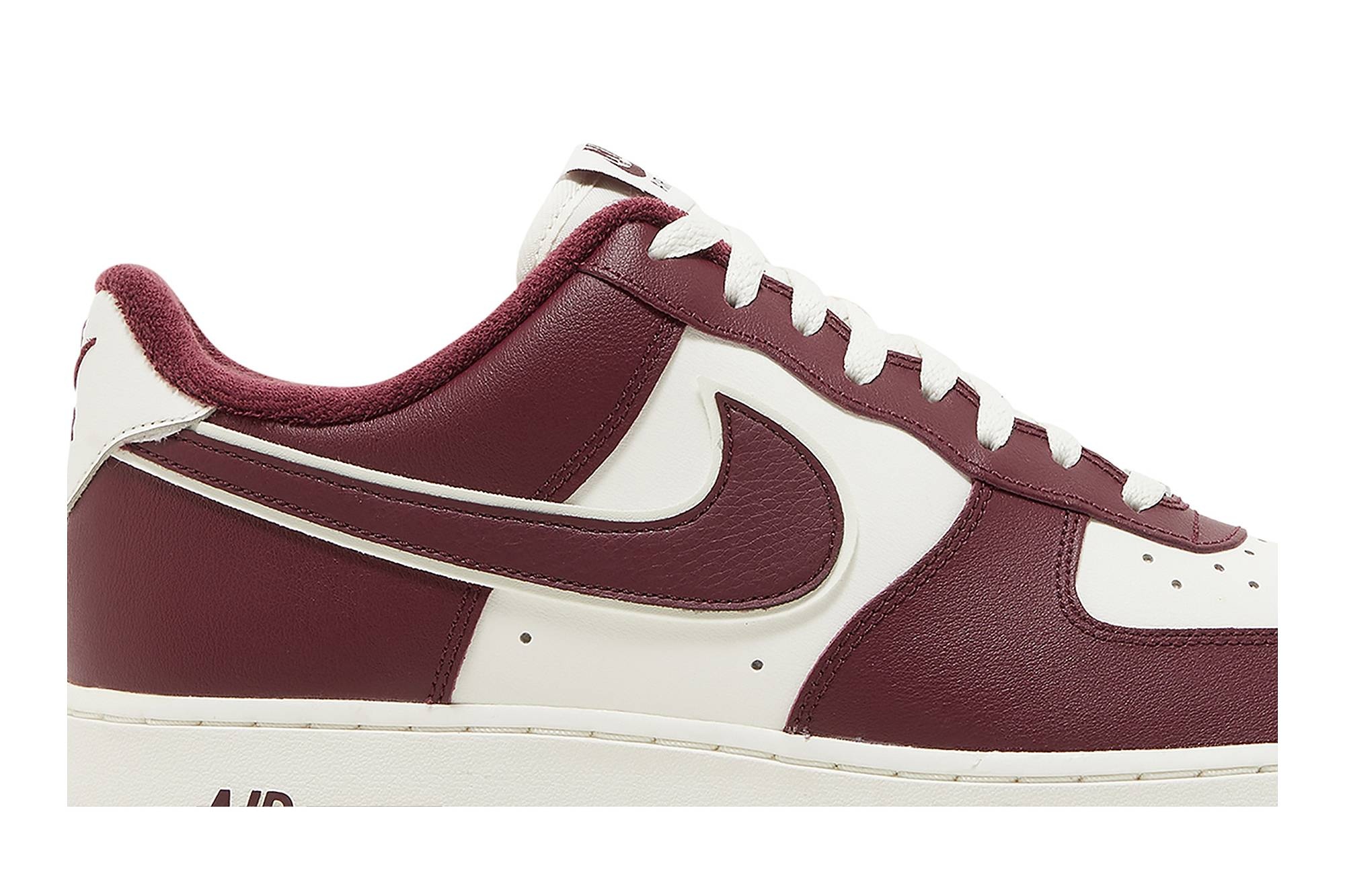 Air Force 1 '07 LV8 'College Pack - Night Maroon' - 2