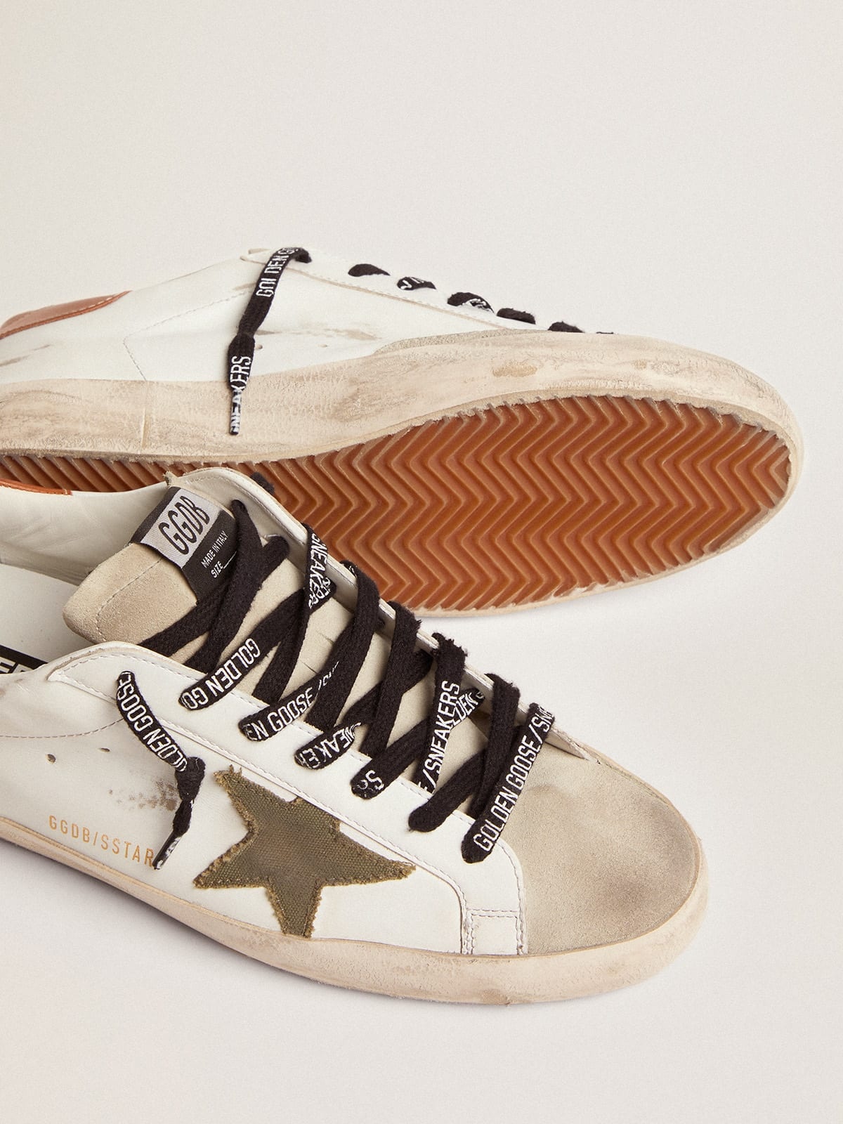 Golden Goose Men's Super-Star LTD with star in olive green