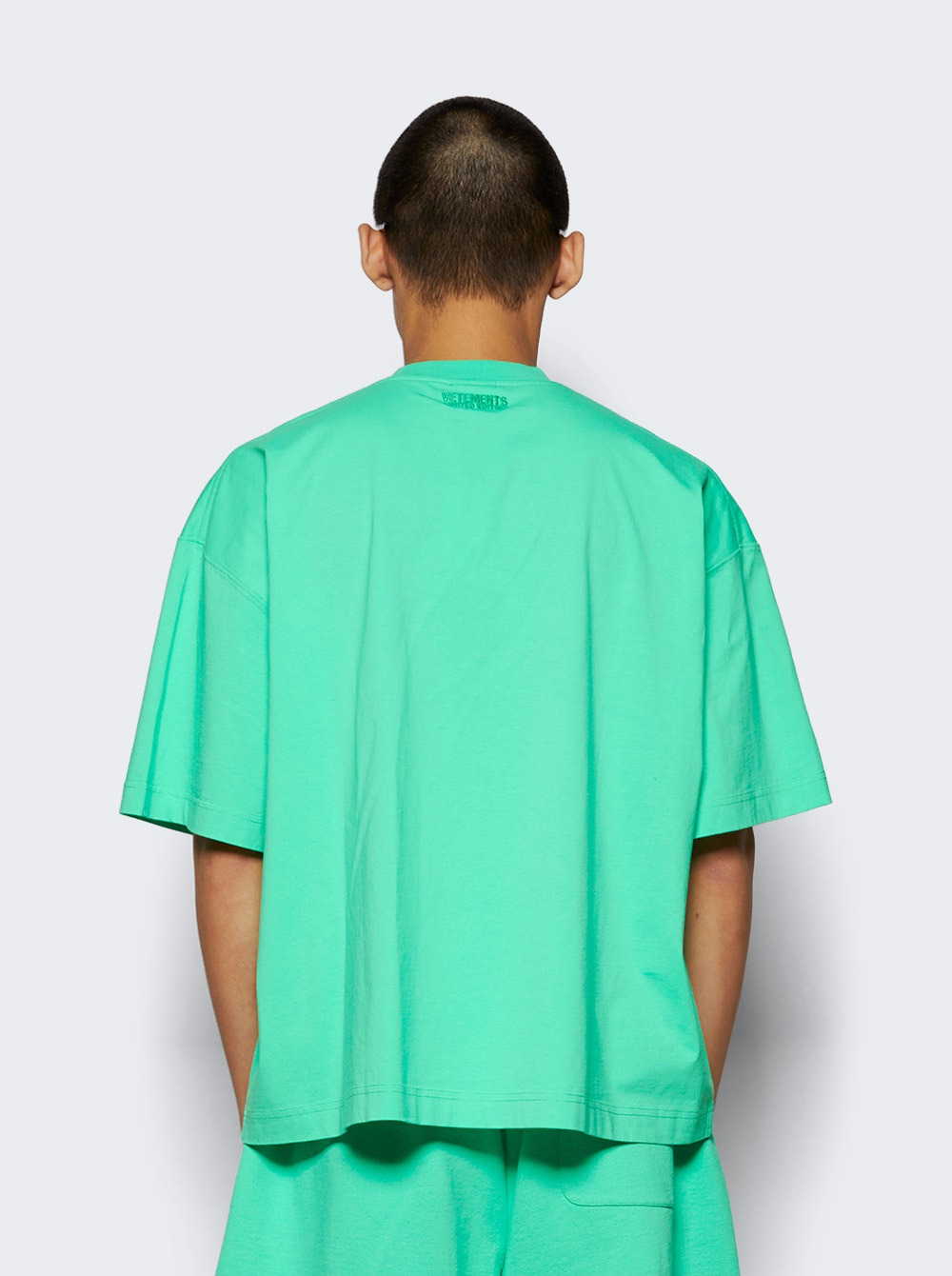 Oval Logo Cropped Tee Neon Green - 5