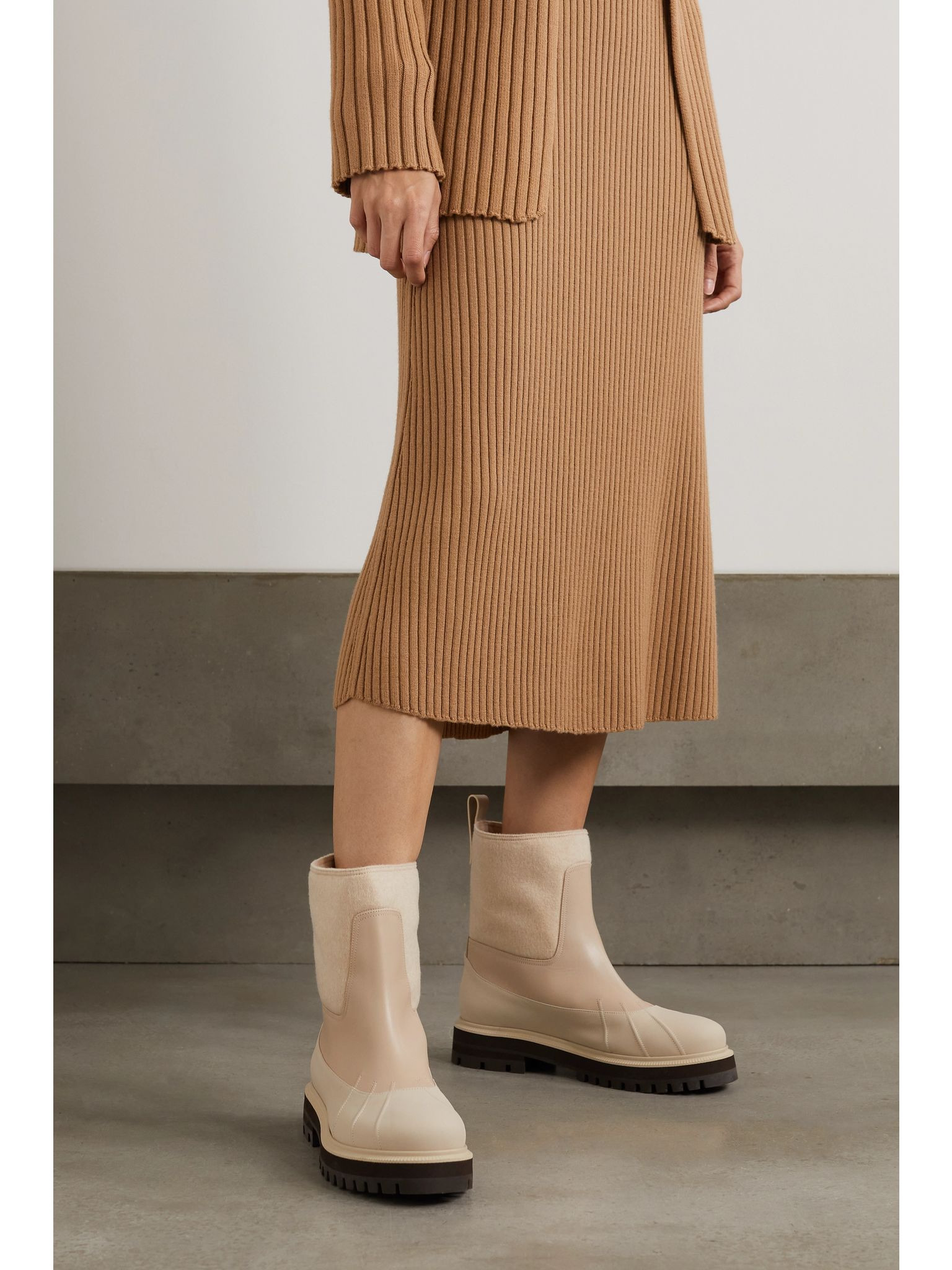 Regent cashmere and leather ankle boots Neutral - 2