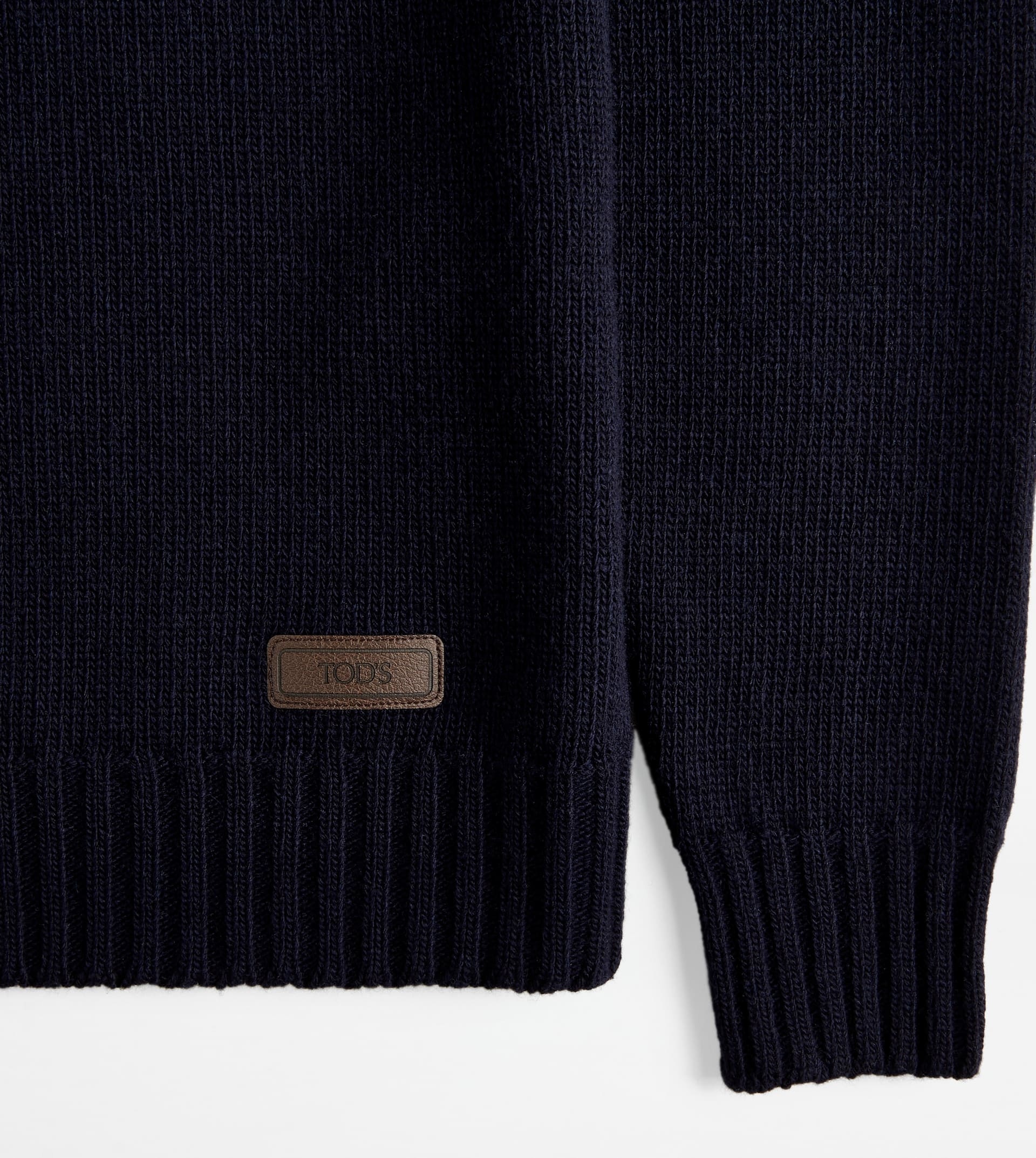 CASHMERE BLEND ROUND NECK JUMPER - BLUE - 9