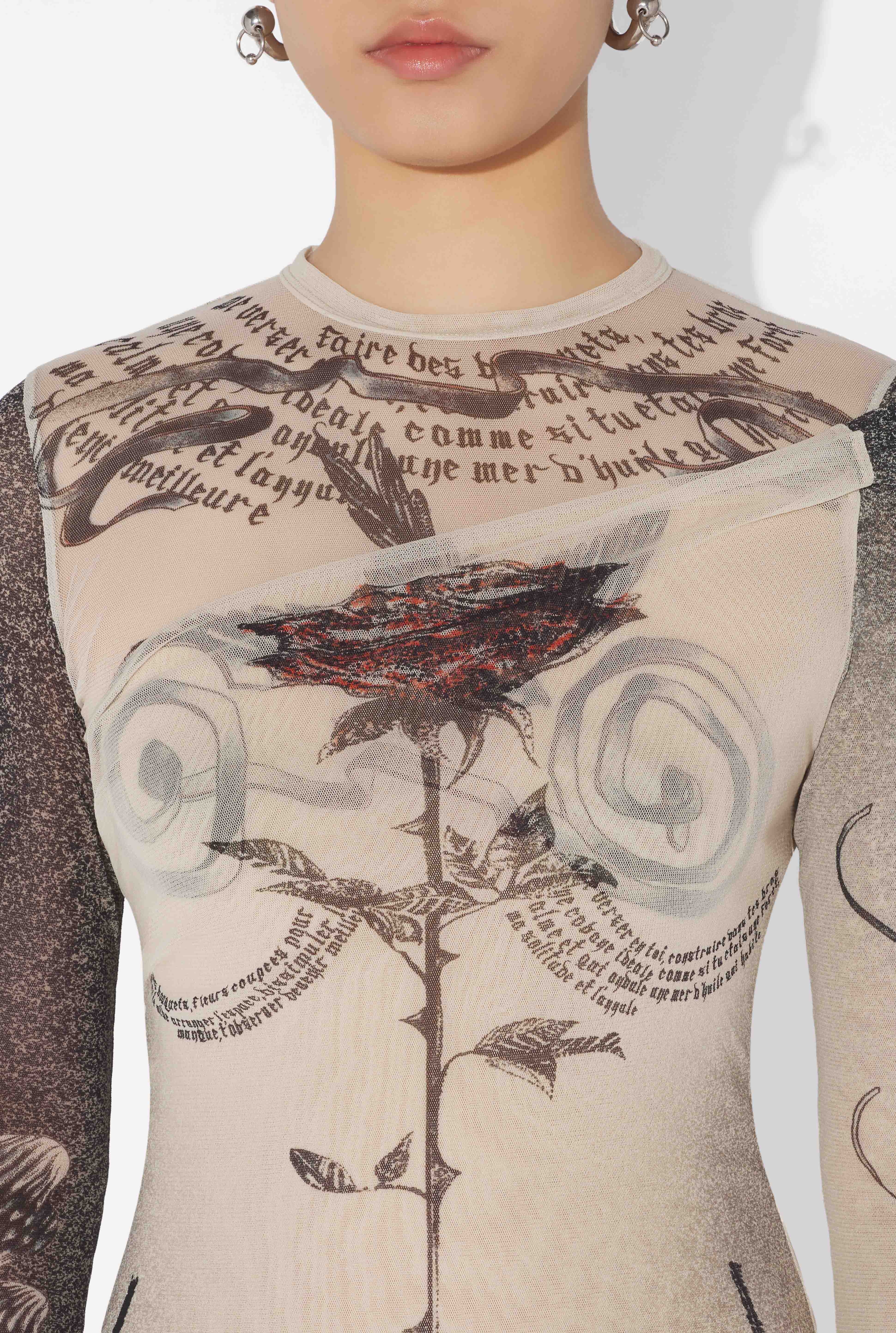 THE “TATTOO ROSE AND BIRD” TOP - 4