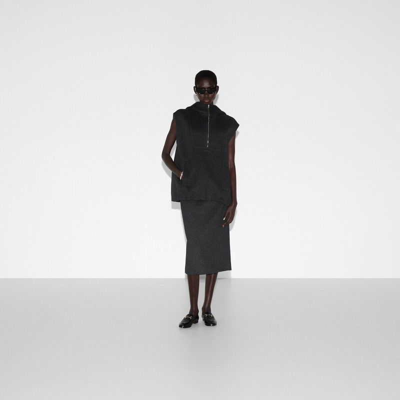 GUCCI Embroidered wool silk hooded gilet outlook