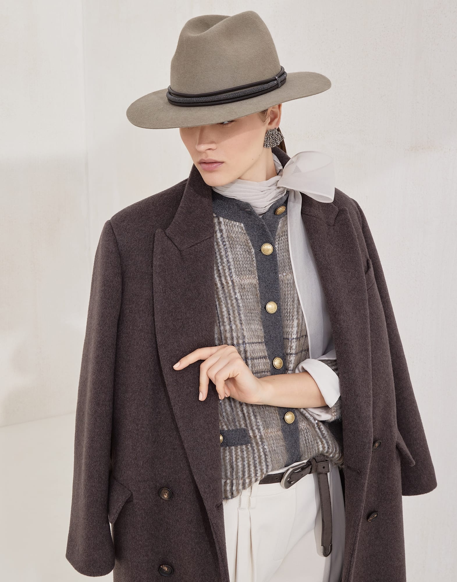 Hand-crafted coat in virgin wool and cashmere double cloth with monili - 4