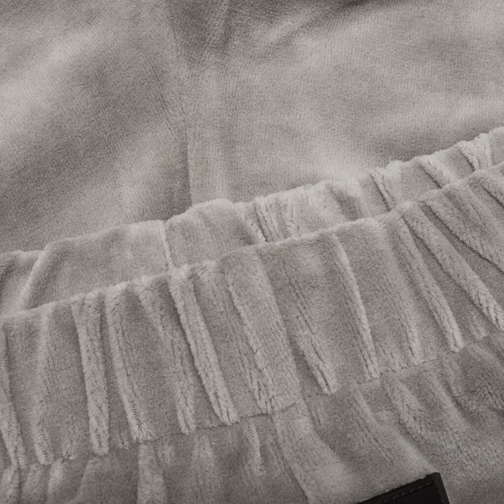 ESSENTIALS WOMEN'S VELOUR BEACH SHORT - DESERT TAUPE - 3