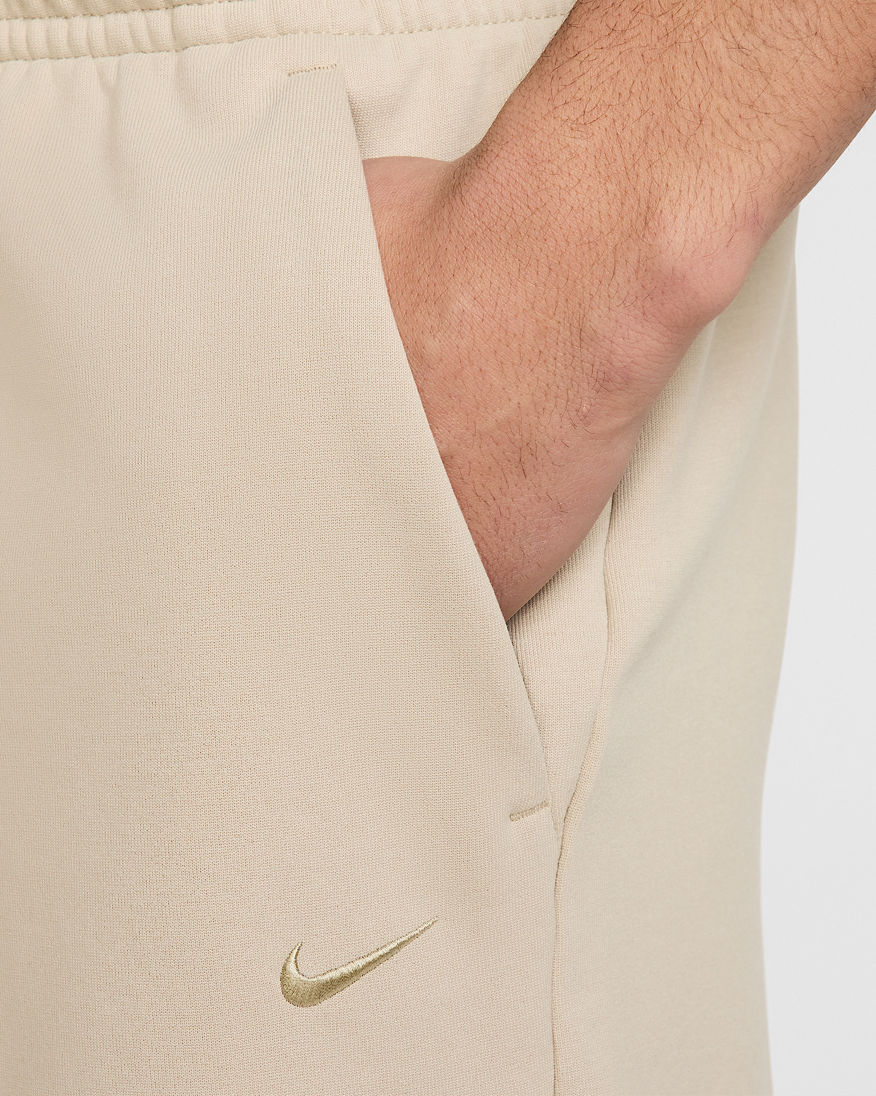 Nike Primary Fleece Men's 7" Dri-FIT UV Unlined Performance Shorts - 4