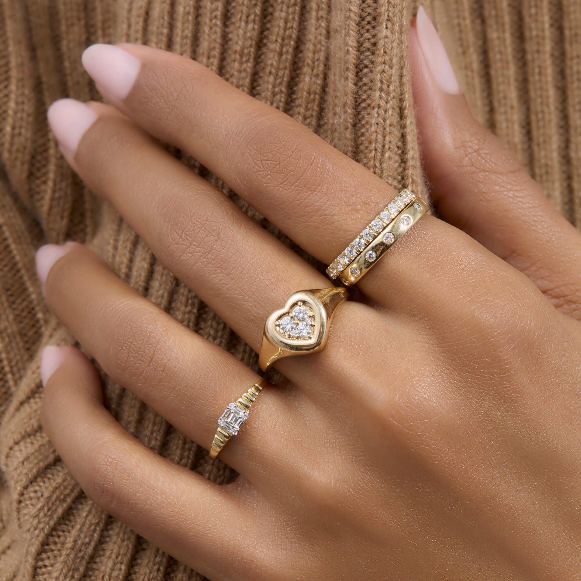 Hold My Heart Signet Ring - 6