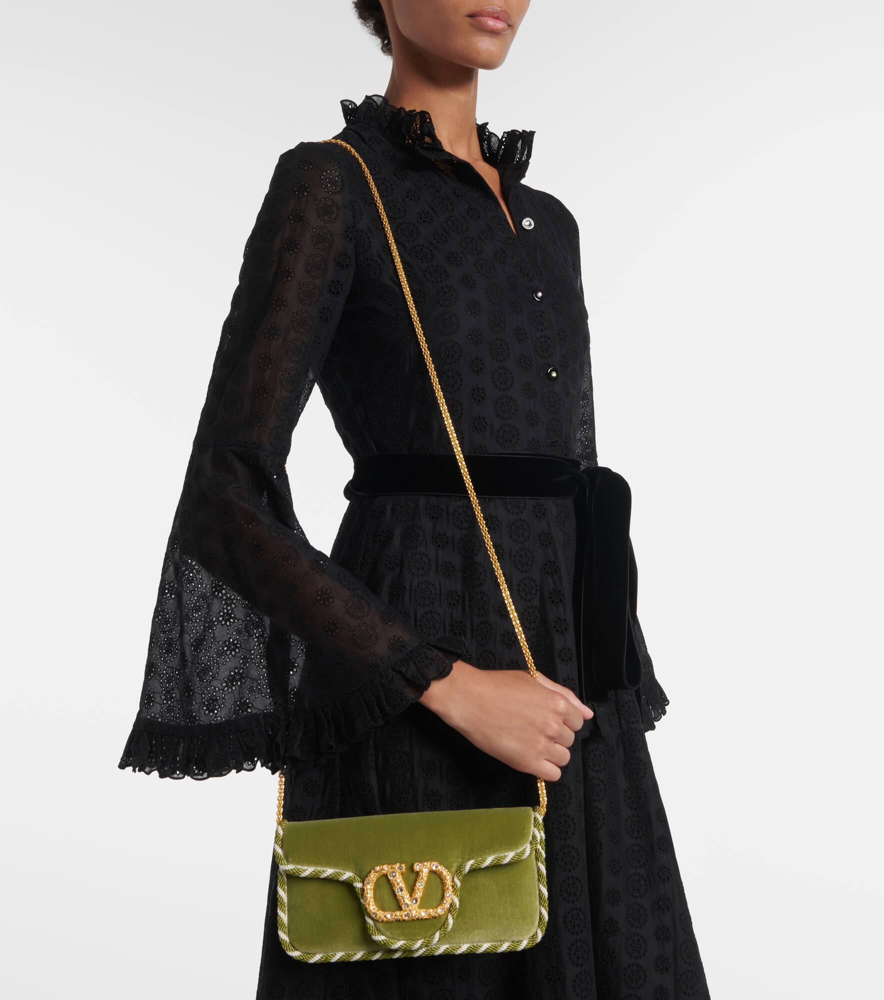Locò Mini embellished velvet clutch - 7