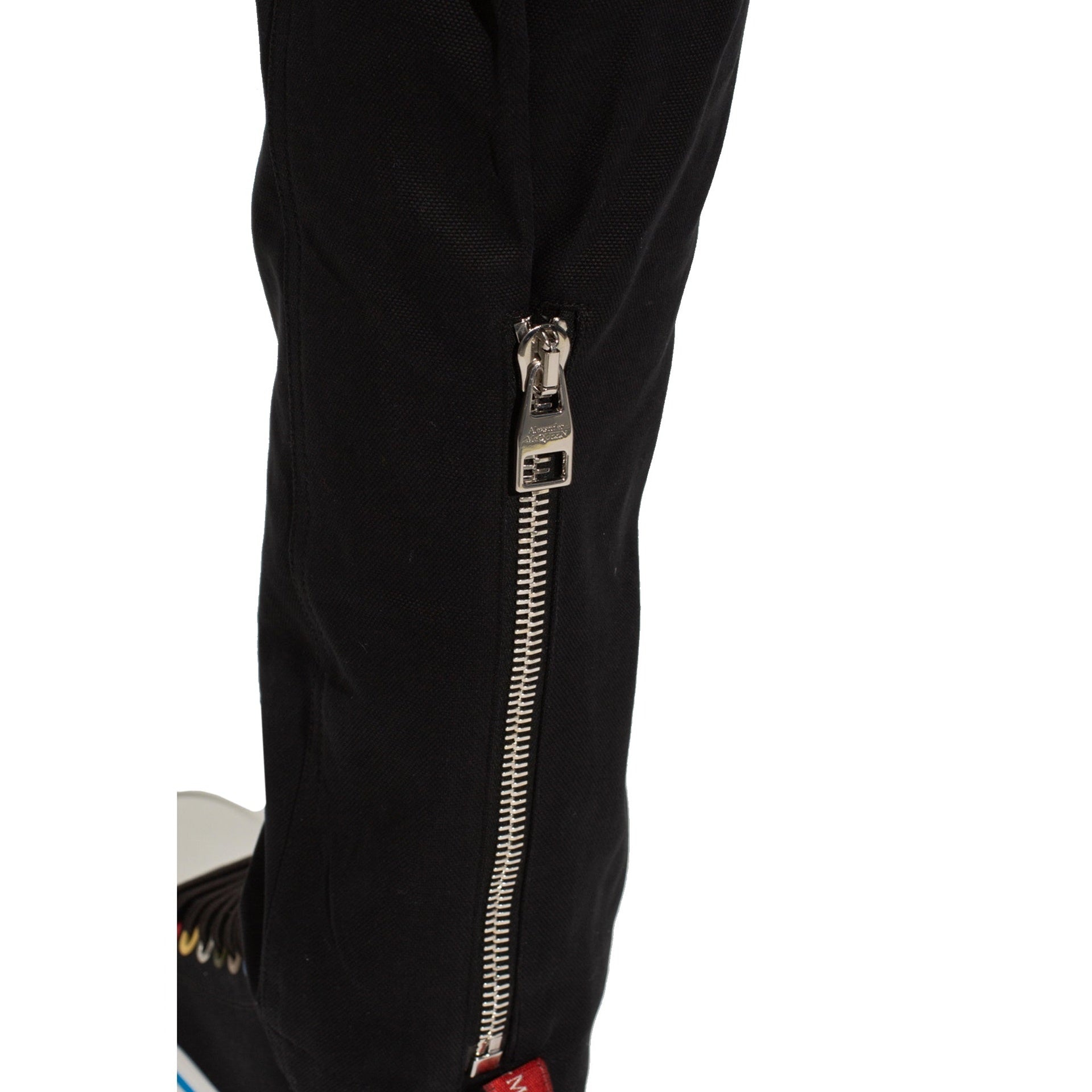 【関税込み】alexander mcqueen Pants with front pleats Alexander McQueen Pleat-front Trousers | italist