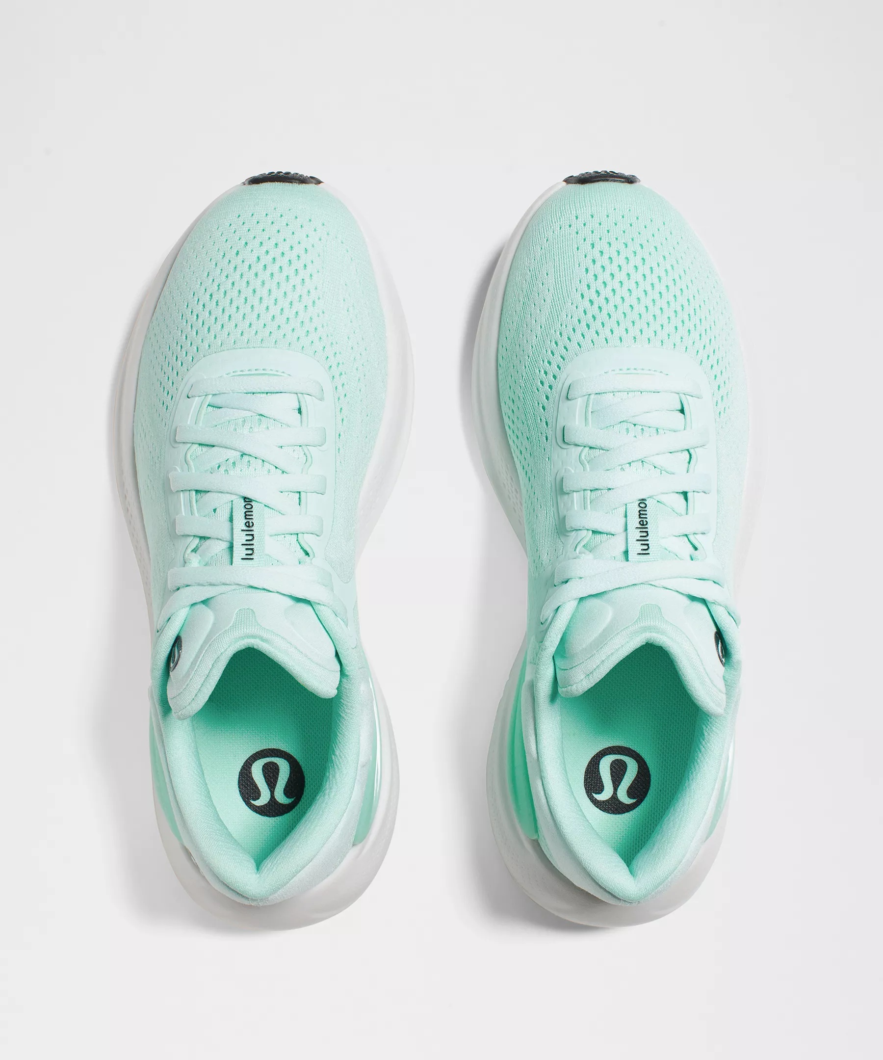 Women's Beyondfeel Running Shoe - 5