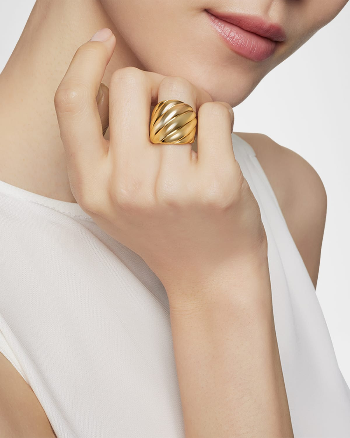Sculpted Cable Ring in 18K Gold, 20mm - 2