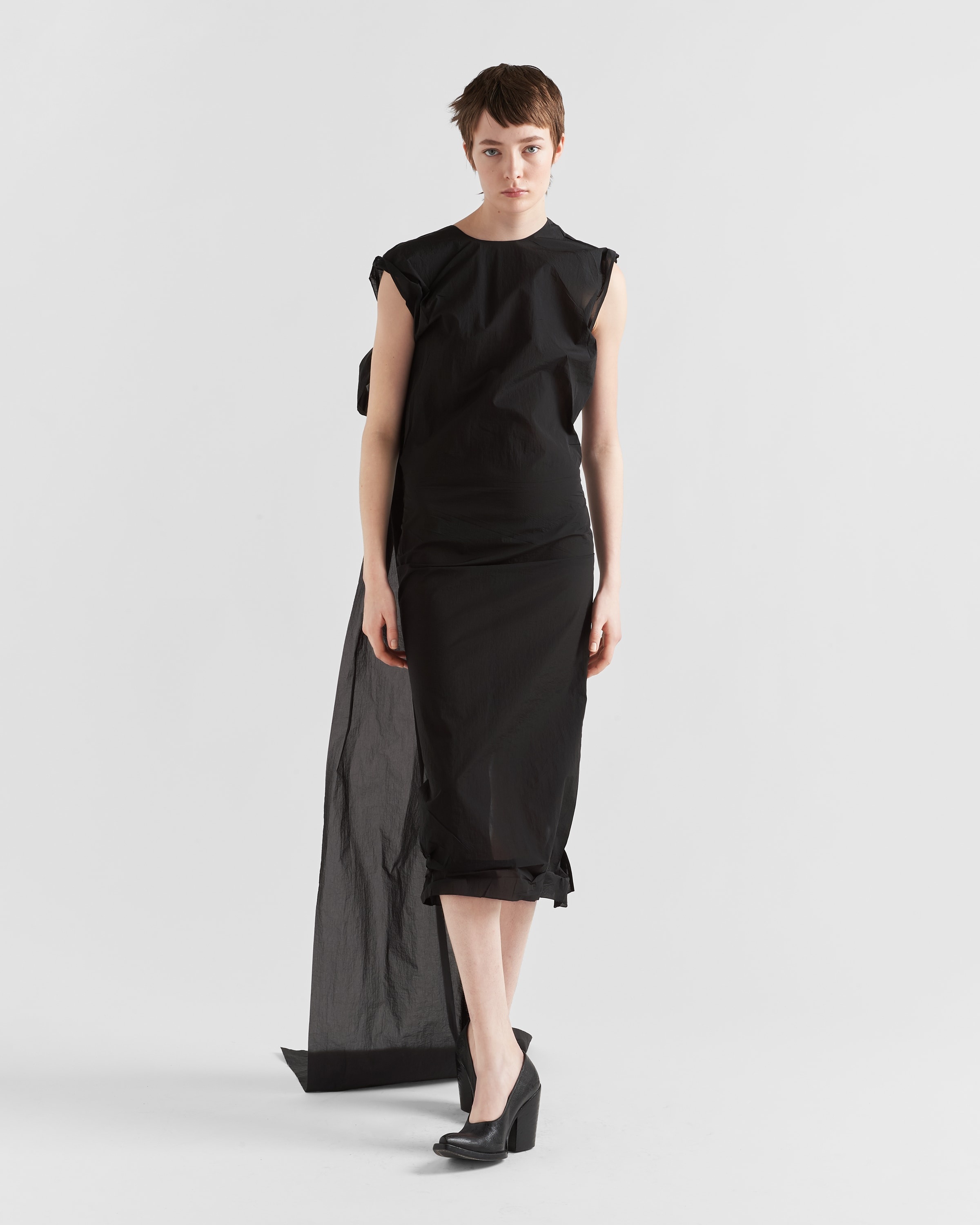 Nylon crepe dress with appliqué - 2