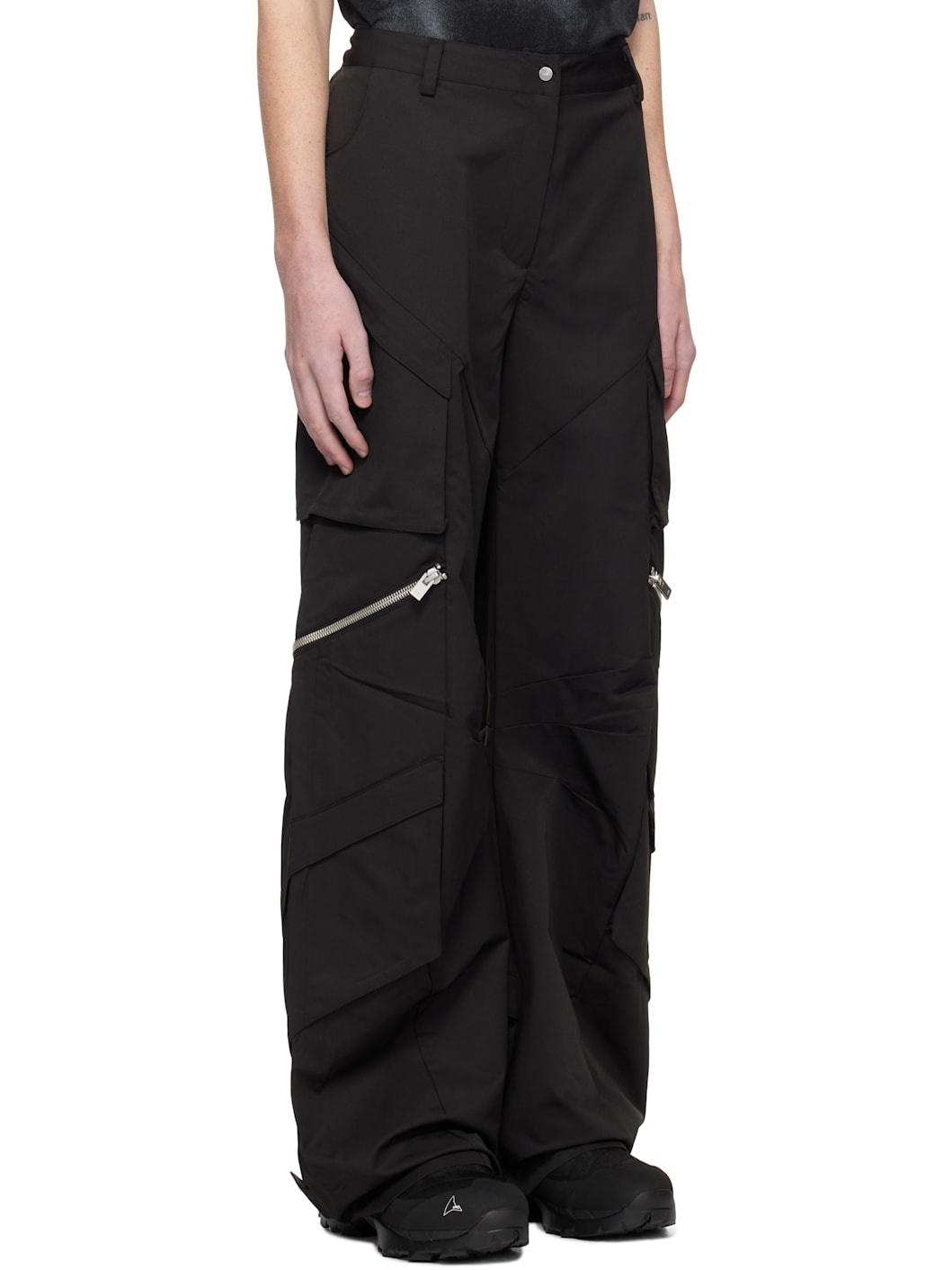 Black Calyx Cargo Pants - 2