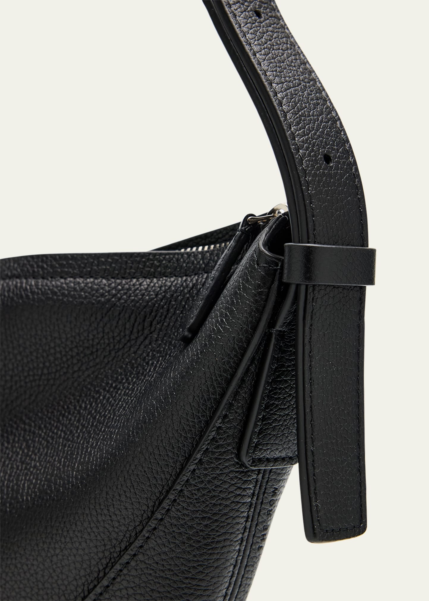 Jouve Shoulder Bag in Grain Leather - 5