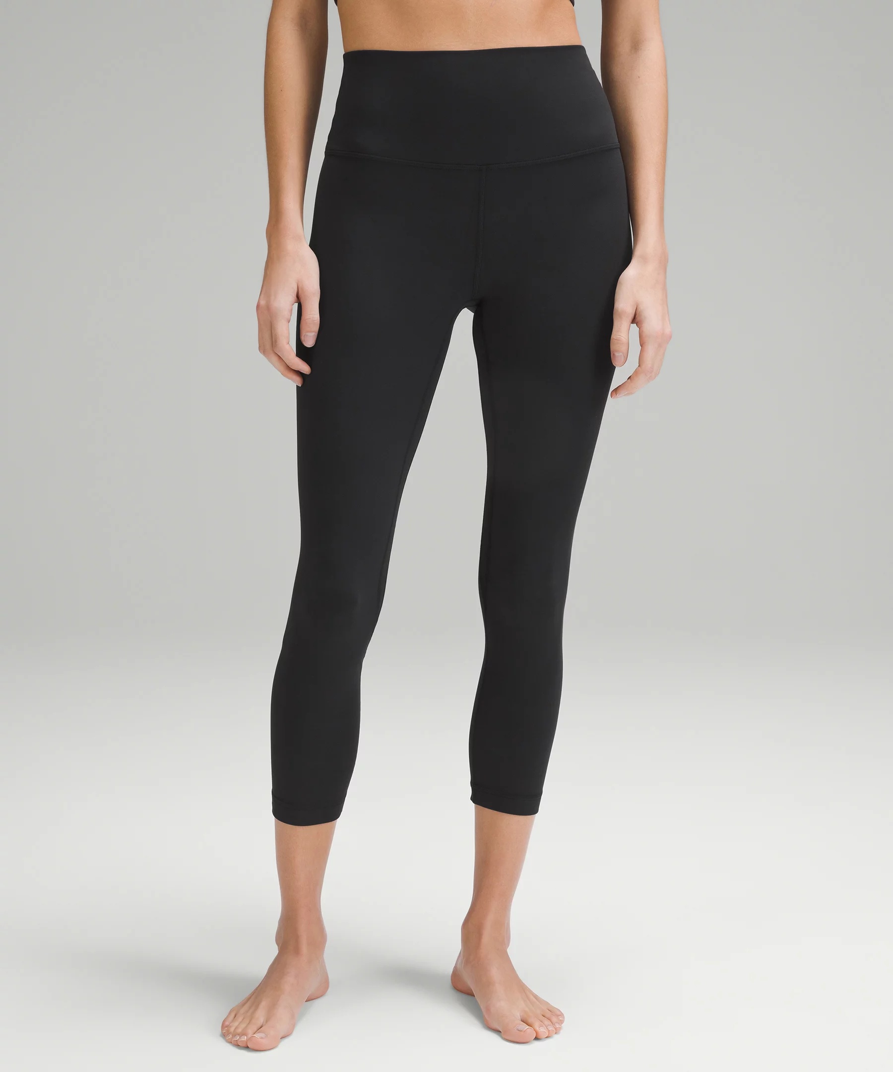 Lululemon base hot pace crop 23