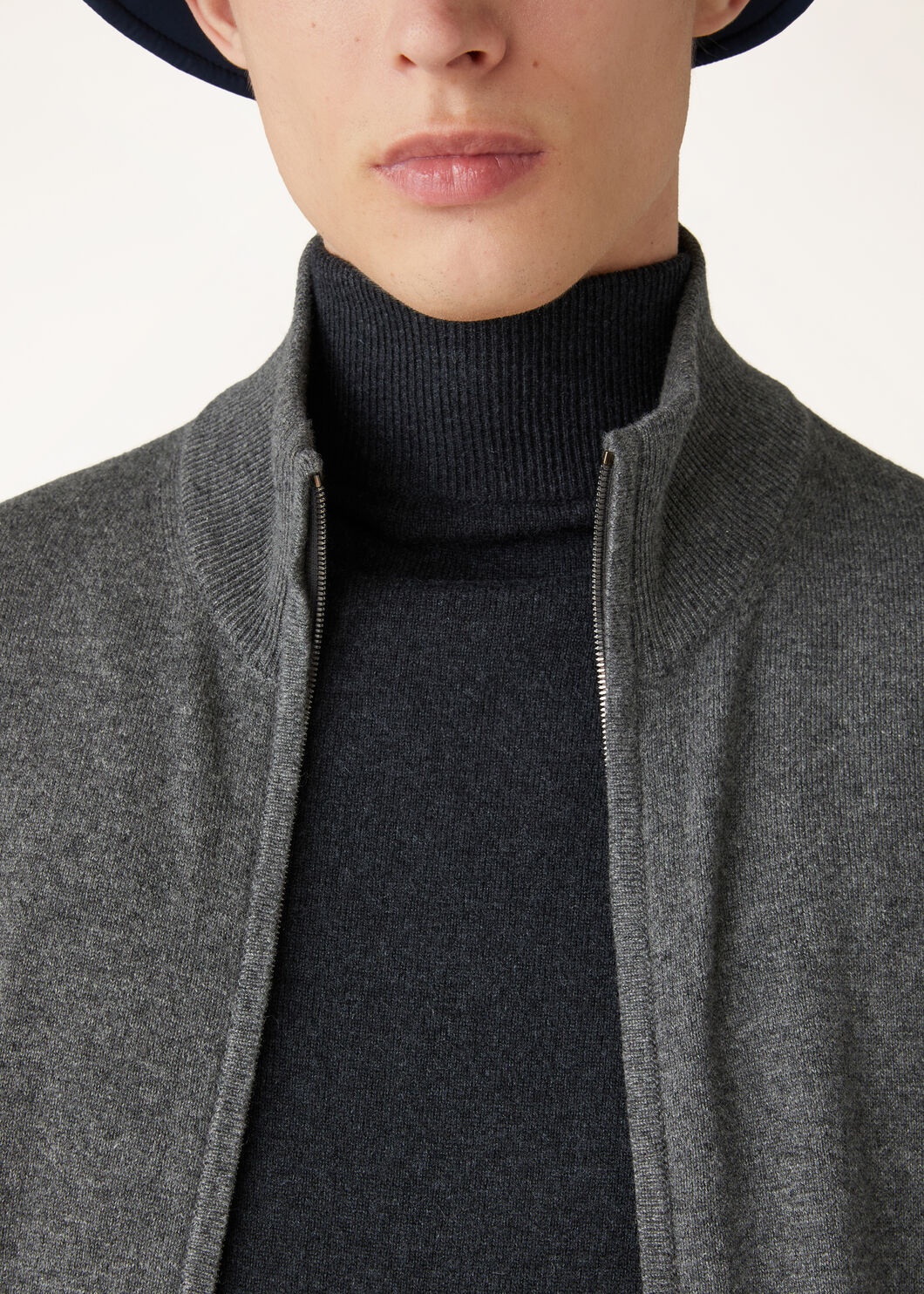 Classic Zip-Up Bomber Jacket - 3