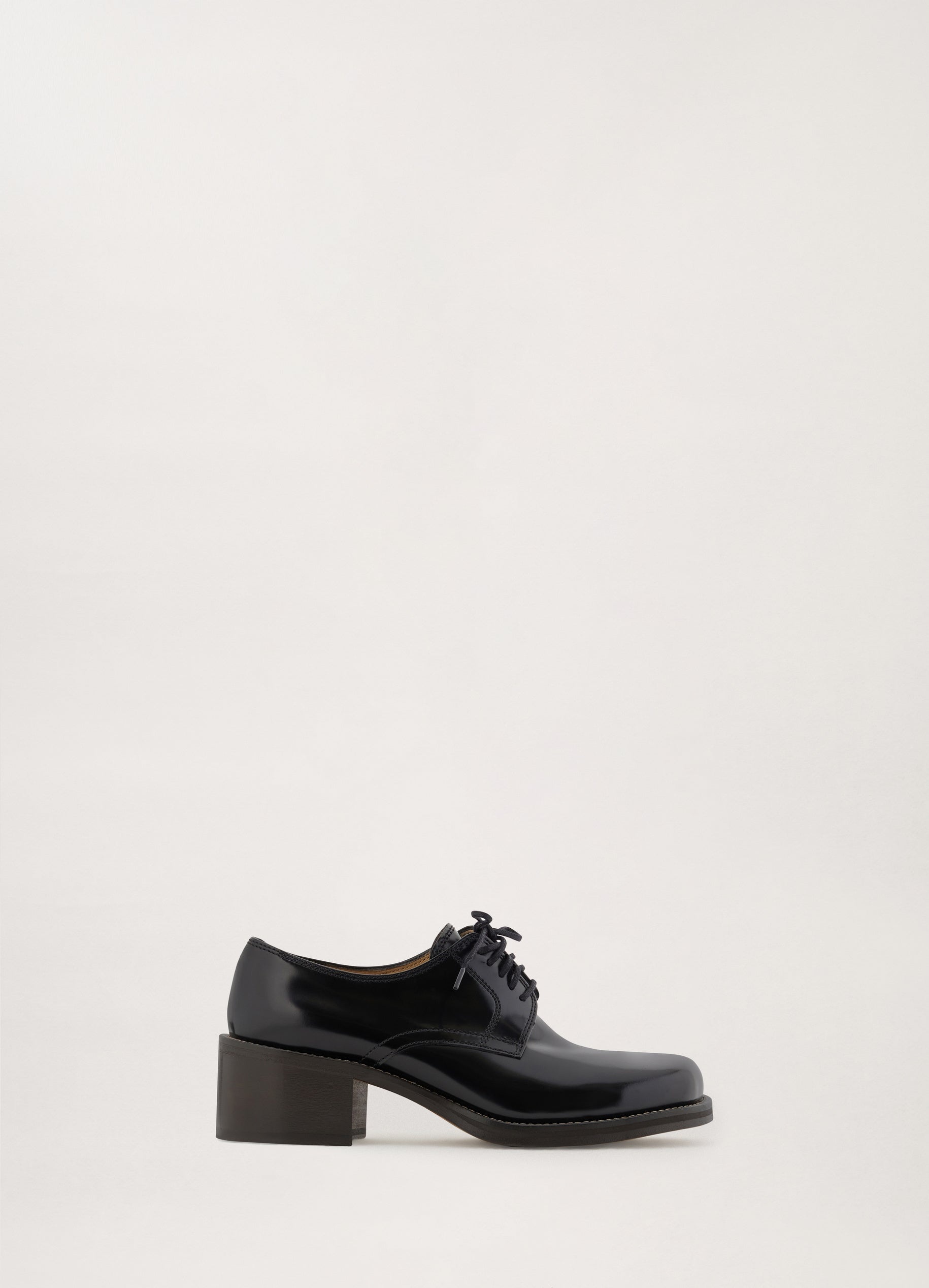 SQUARE DERBY
SLEEK LEATHER - 1