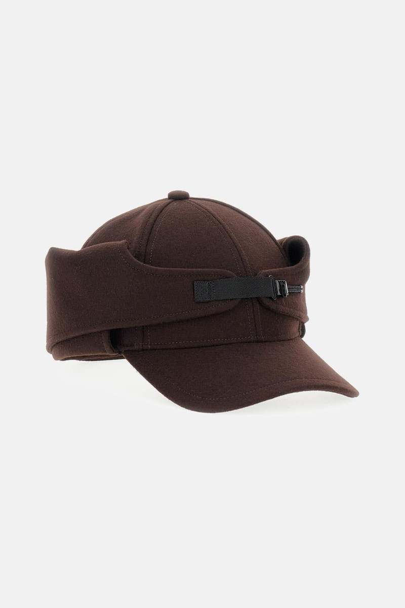 sacai HAT outlook