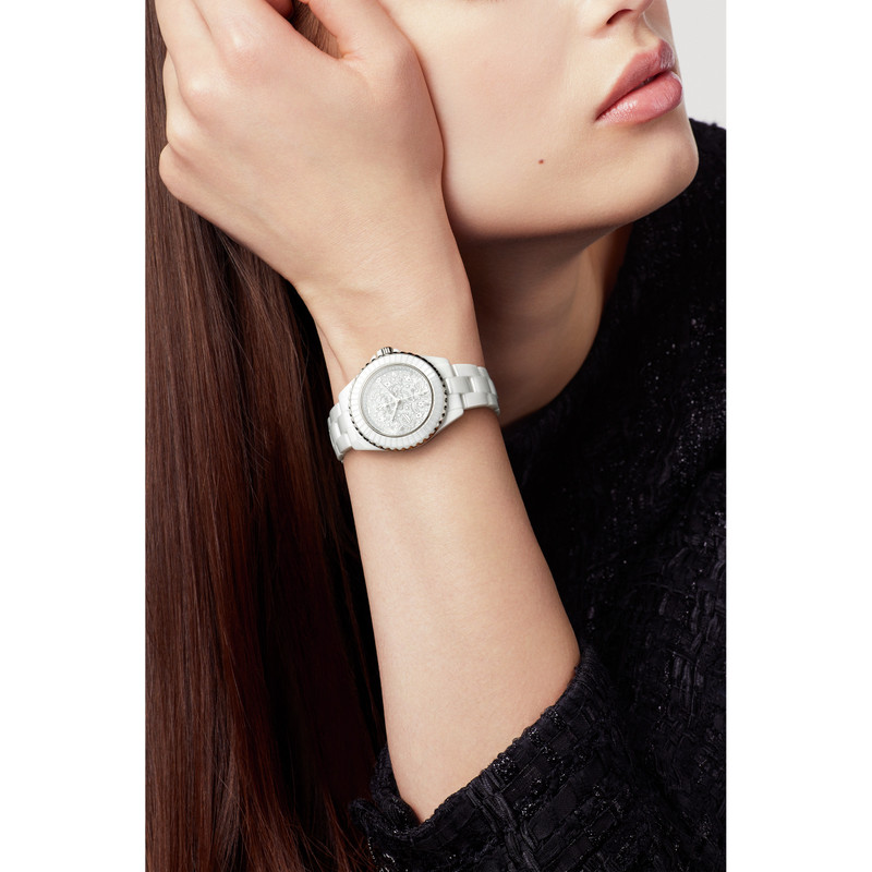 CHANEL J12 COSMIC Watch, 33 MM outlook