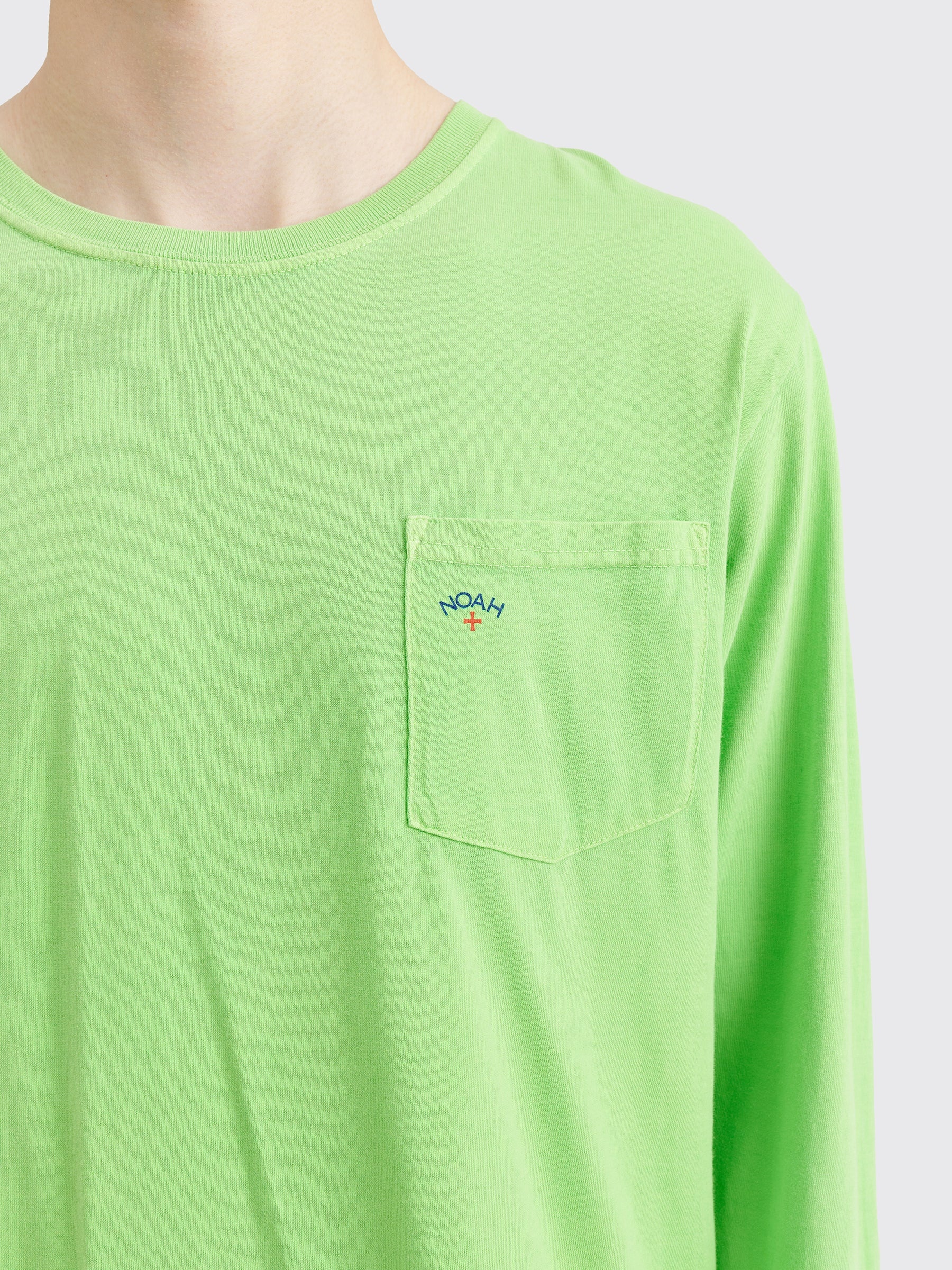 NOAH LONG SLEEVE CORE LOGO POCKET TEE JASMINE GREEN - 5