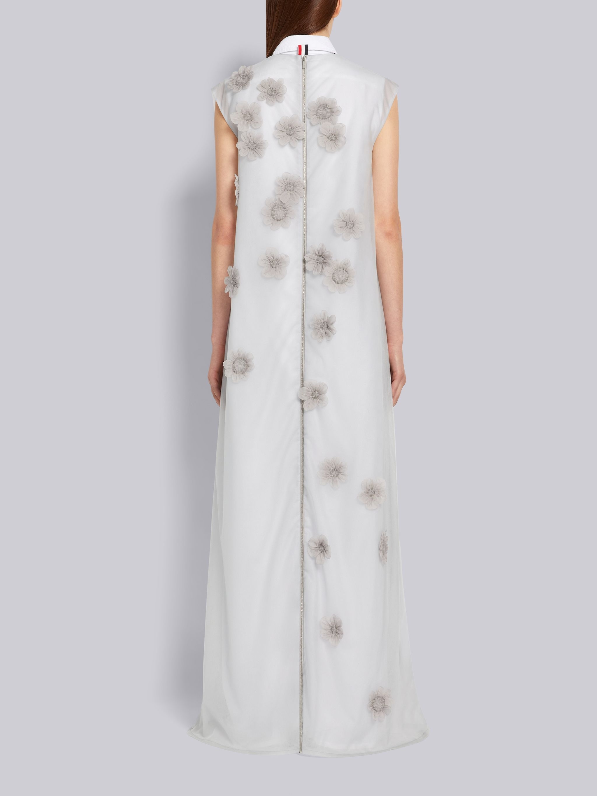 Light Grey Soft Tulle And Organza Mixed 3d Floral Sleeveless Draped Column Gown - 3