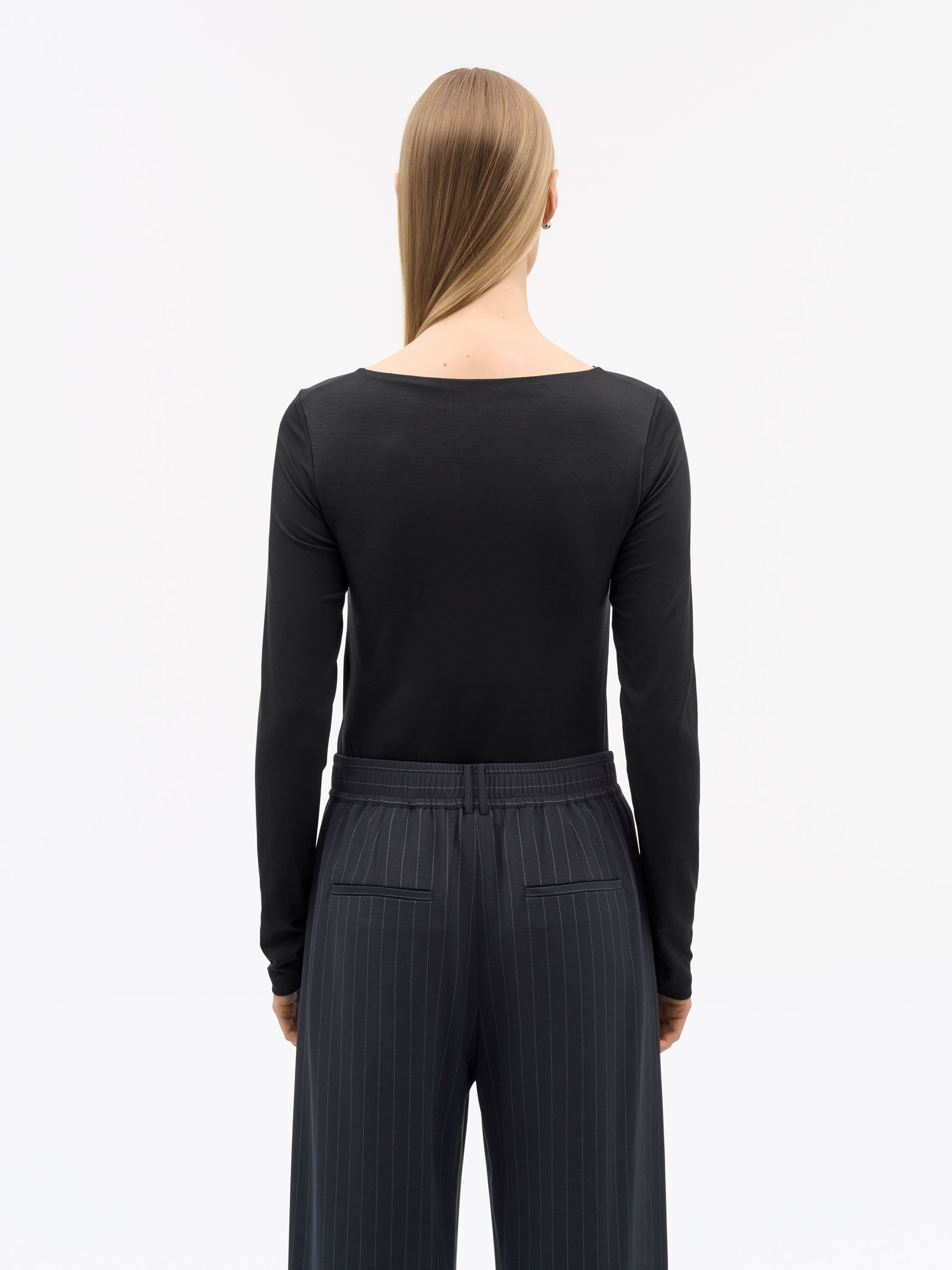 Elois Long-Sleeved T-Shirt - 3