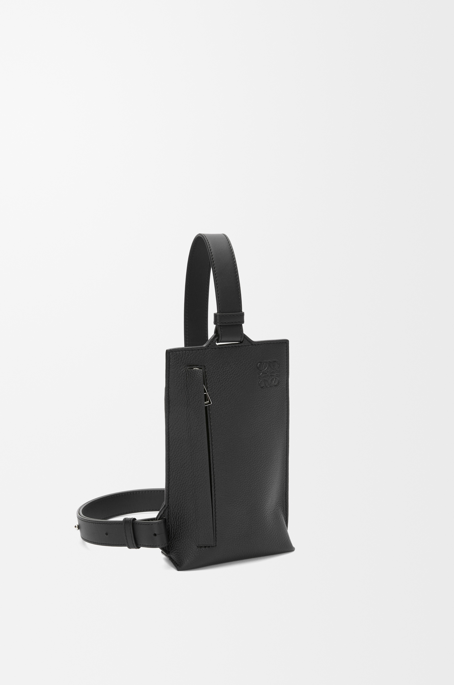 Vertical T Pocket in grained calfskin - 3