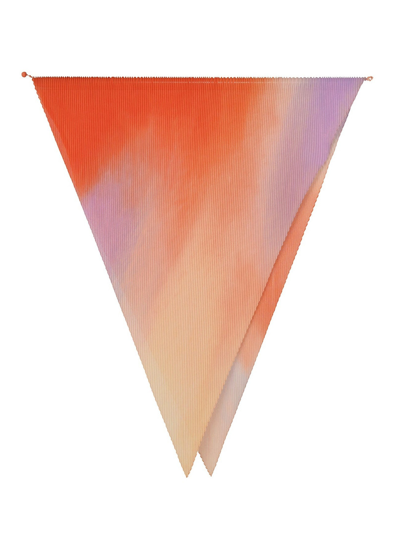 SUFFUSED PLEATS SCARF 1