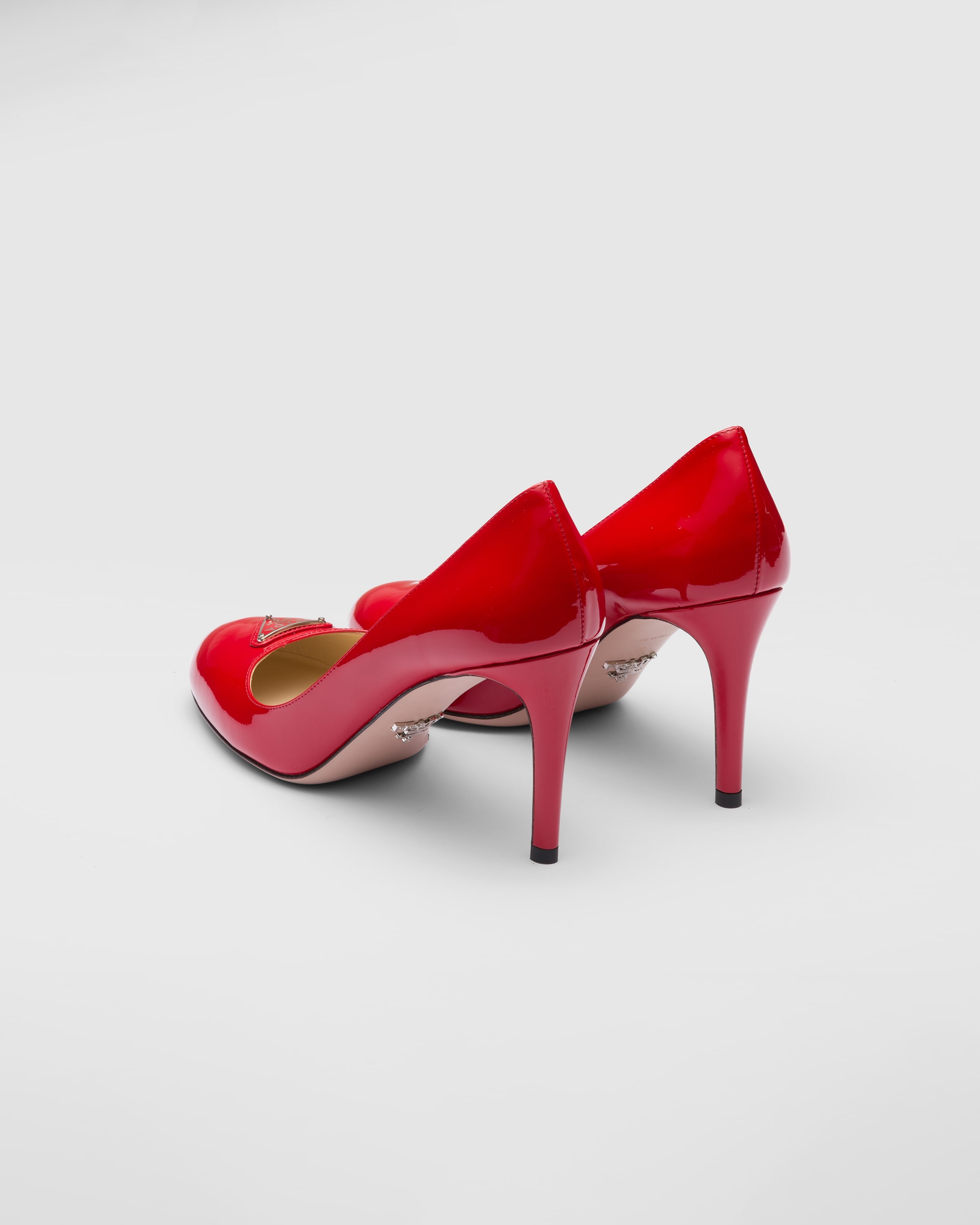 Patent leather pumps - 5