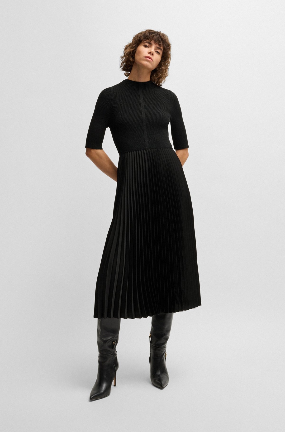 CROPPED-SLEEVE DRESS WITH PLISSÉ SKIRT - 2