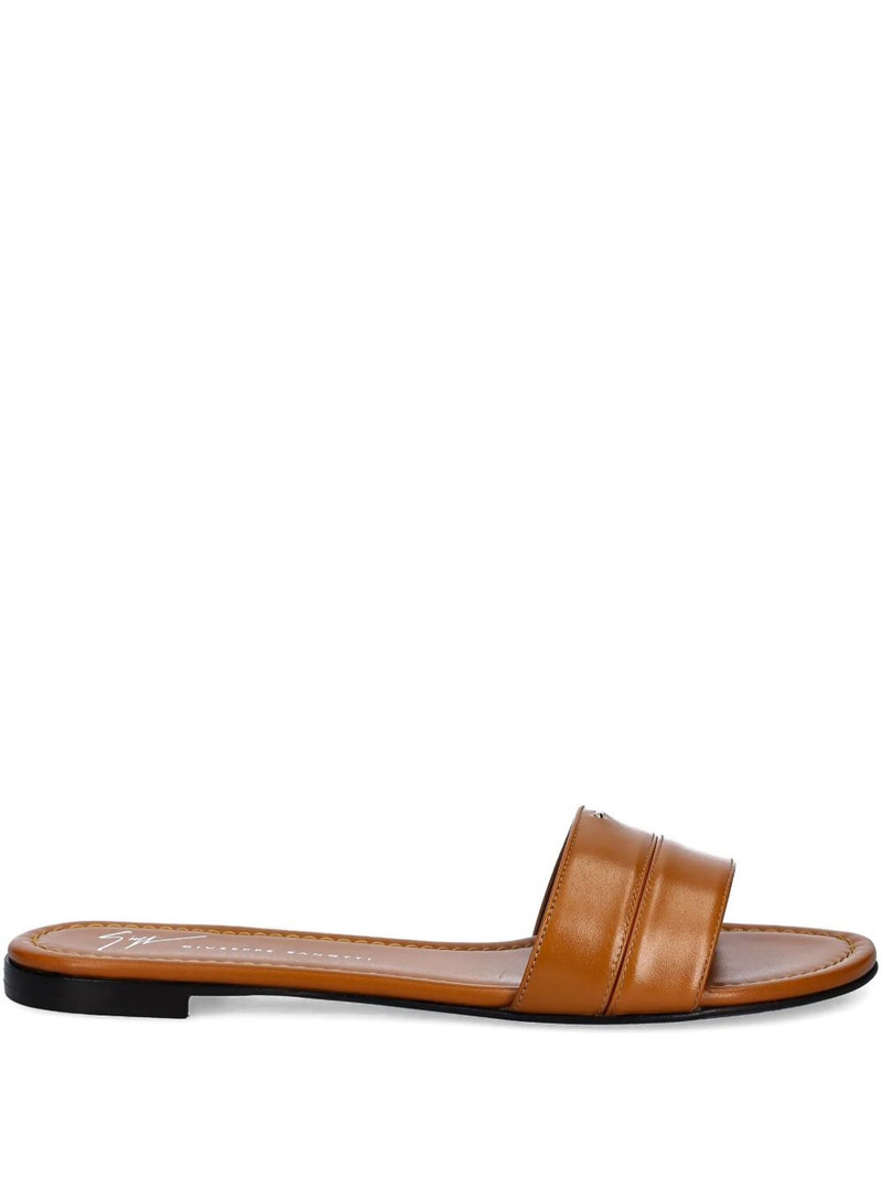 Clothie sandals 1