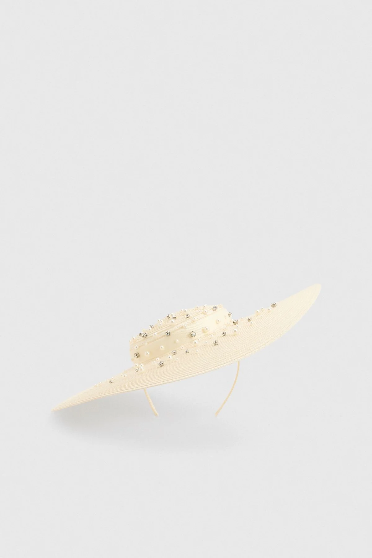 Scattered Pearl Detail Boater Style Fascinator - 1