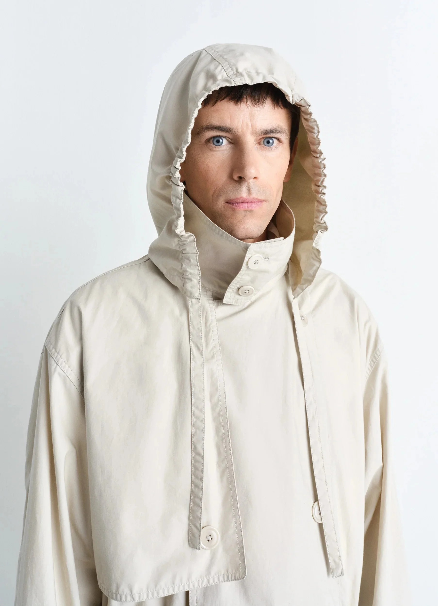 新品 | LEMAIRE Detachable Hood Raincoat Detachable Hood Raincoat – La Garçonne