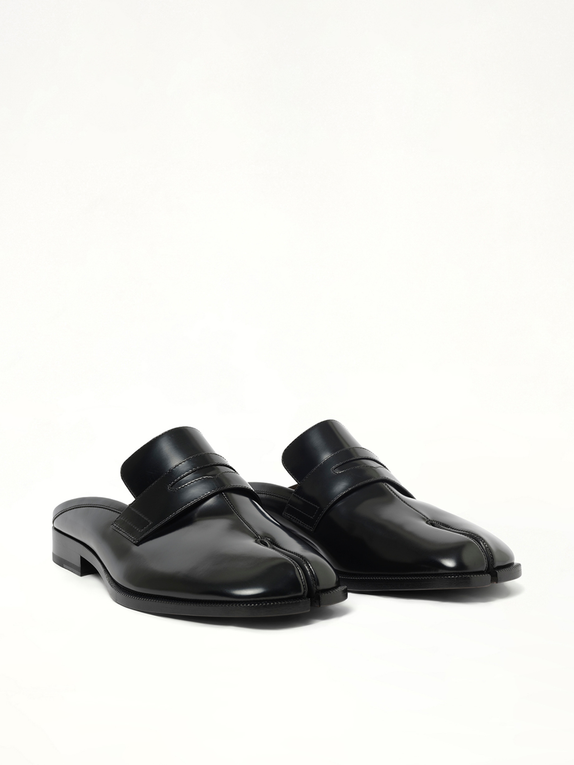 Tabi Mule in Black - 2