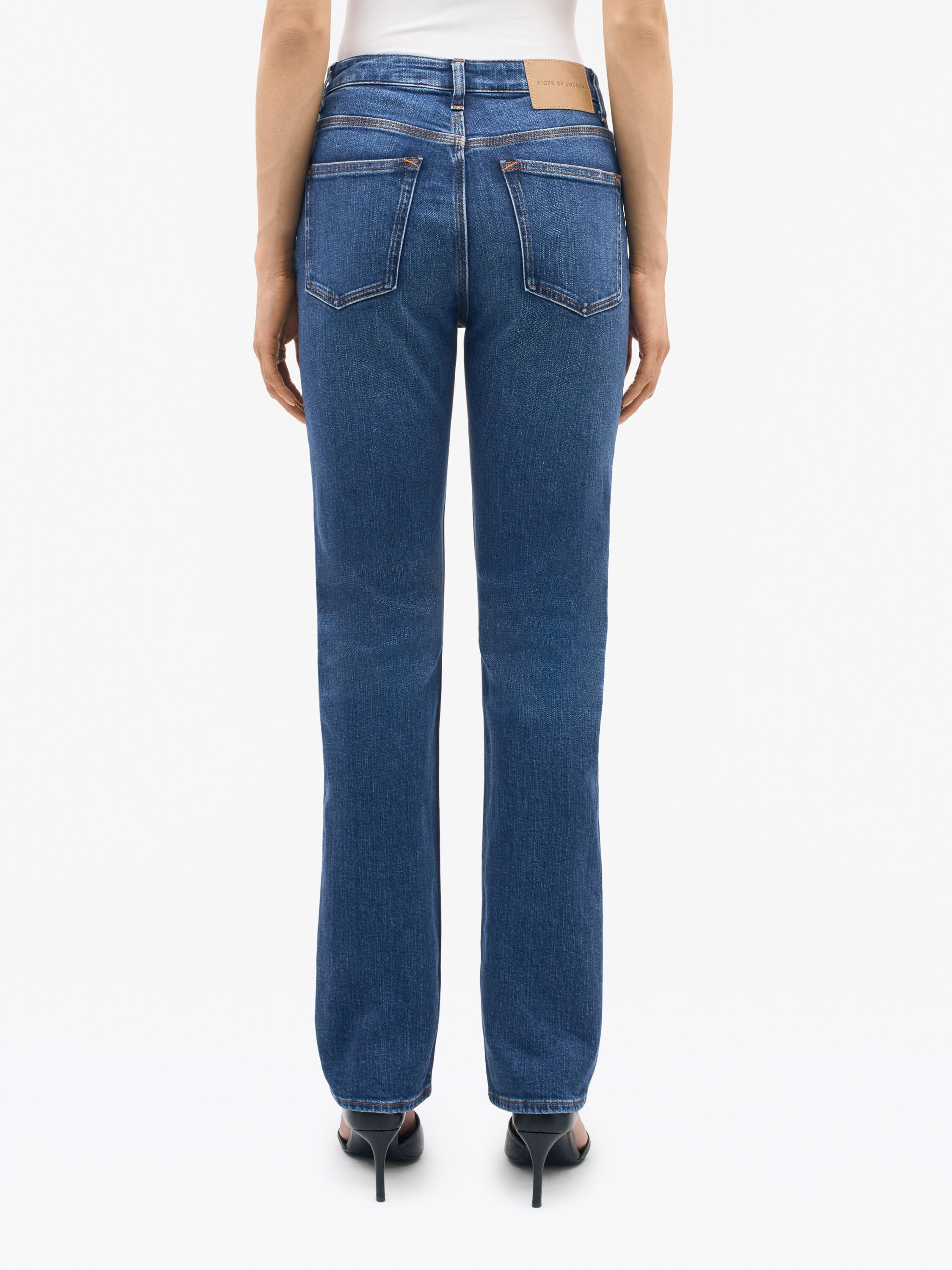Maggie Slim-straight Jeans - 5