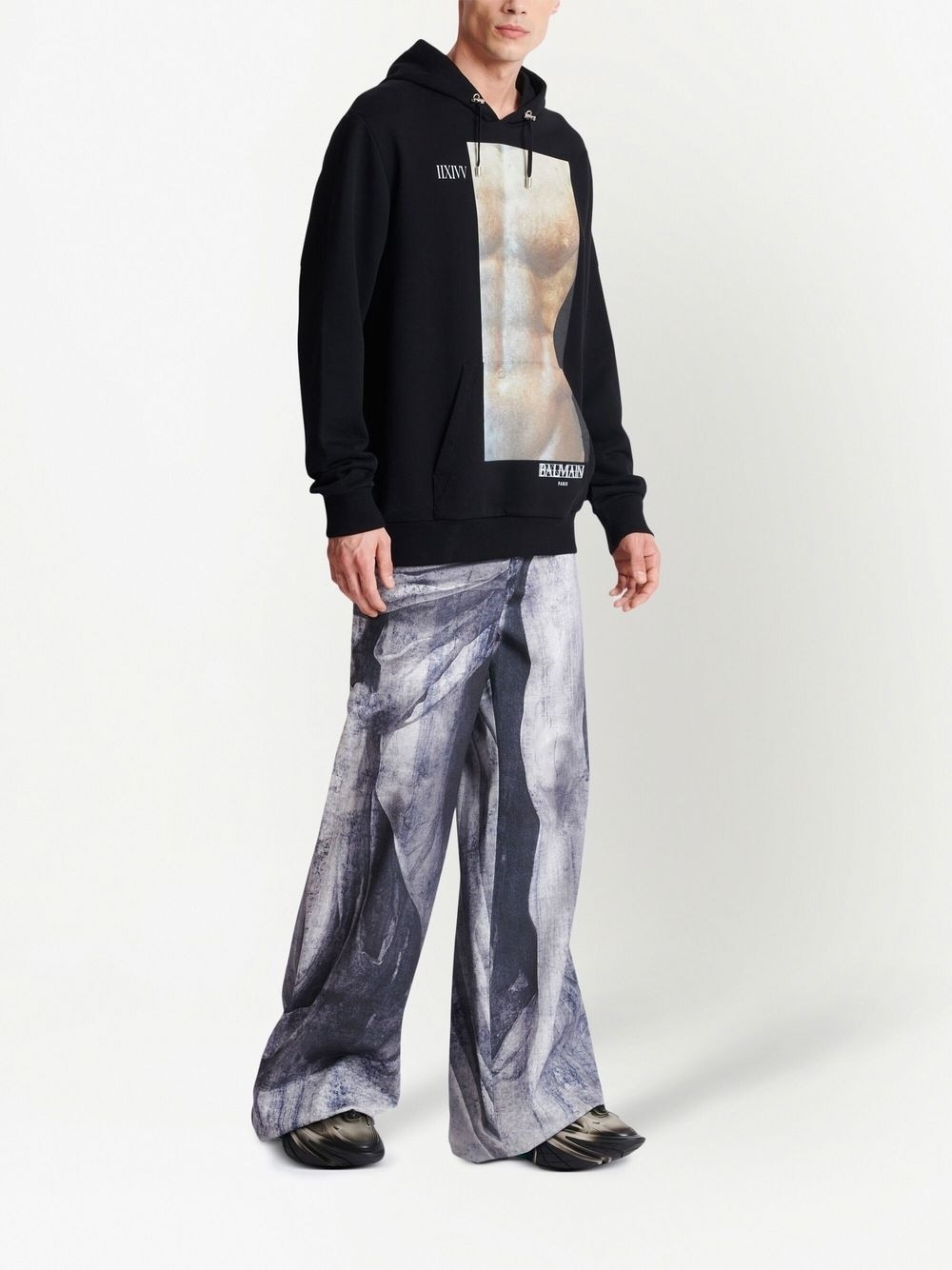 graphic-print hoodie - 2