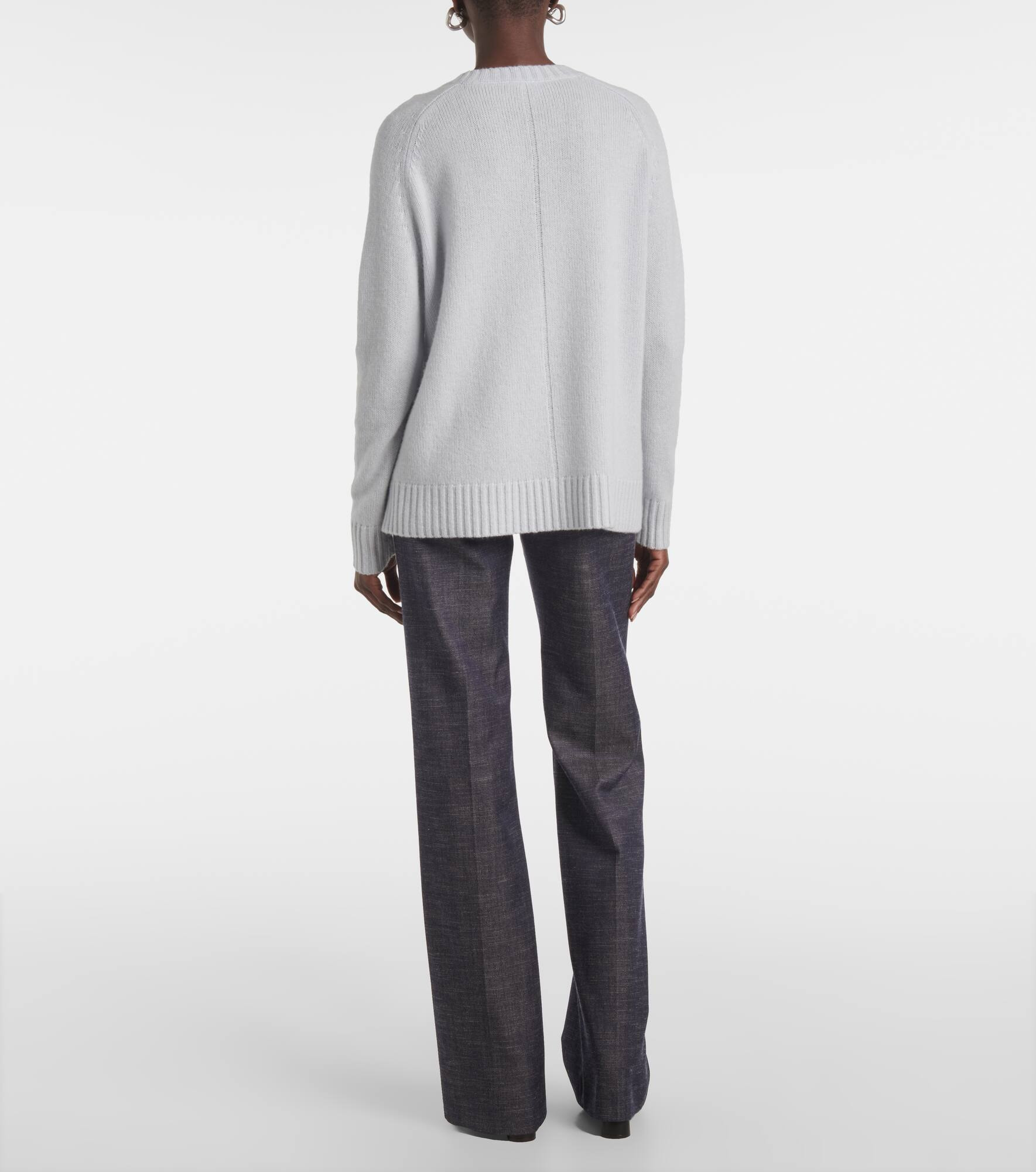 Oversized cashmere sweater - 3
