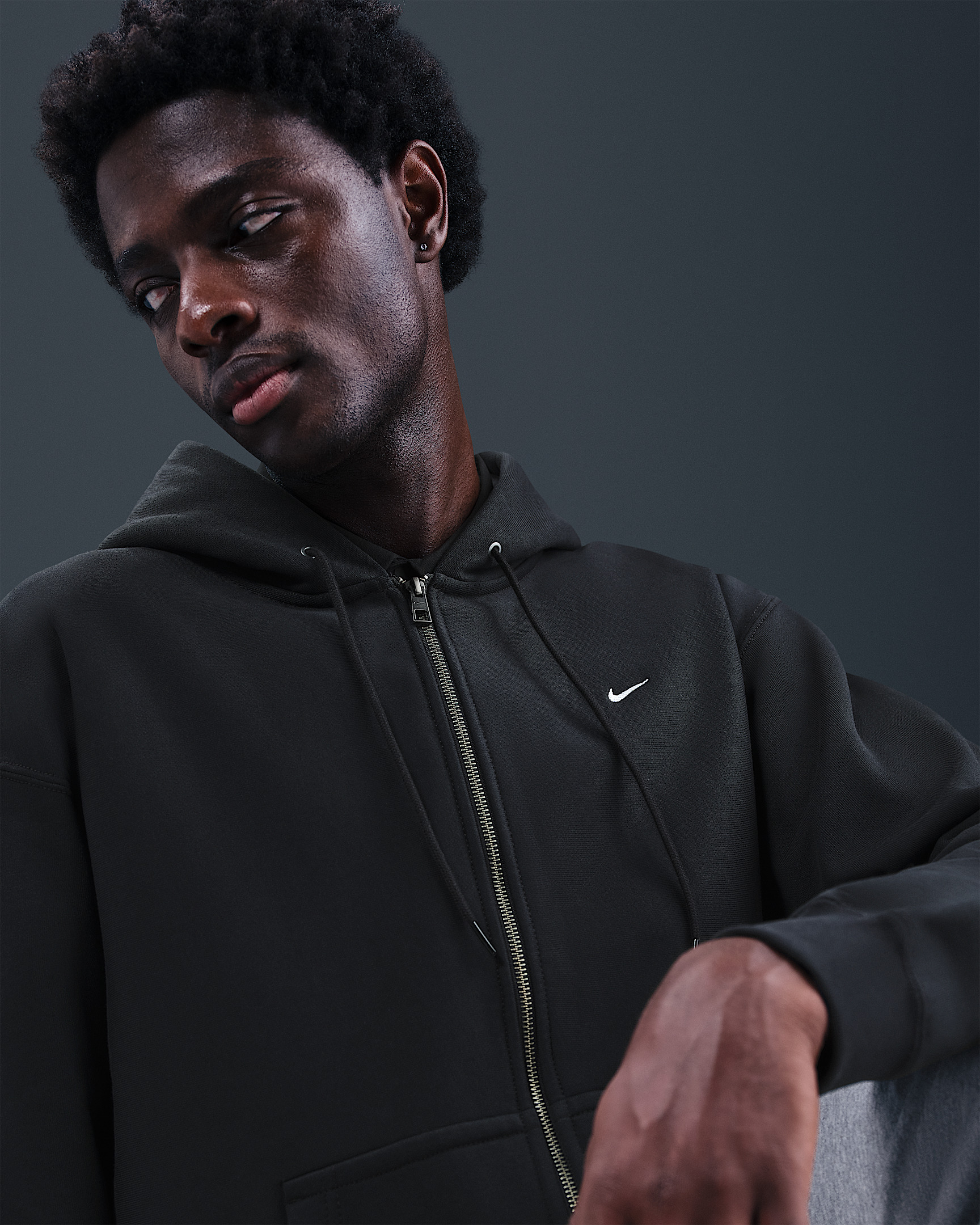 Nike Solo Swoosh Men's Full-Zip Fleece Hoodie - 3