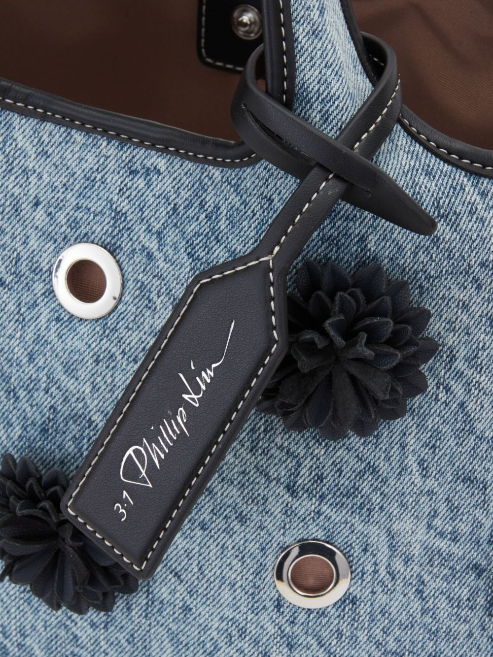 flower-embellished eyelet tote bag - 4