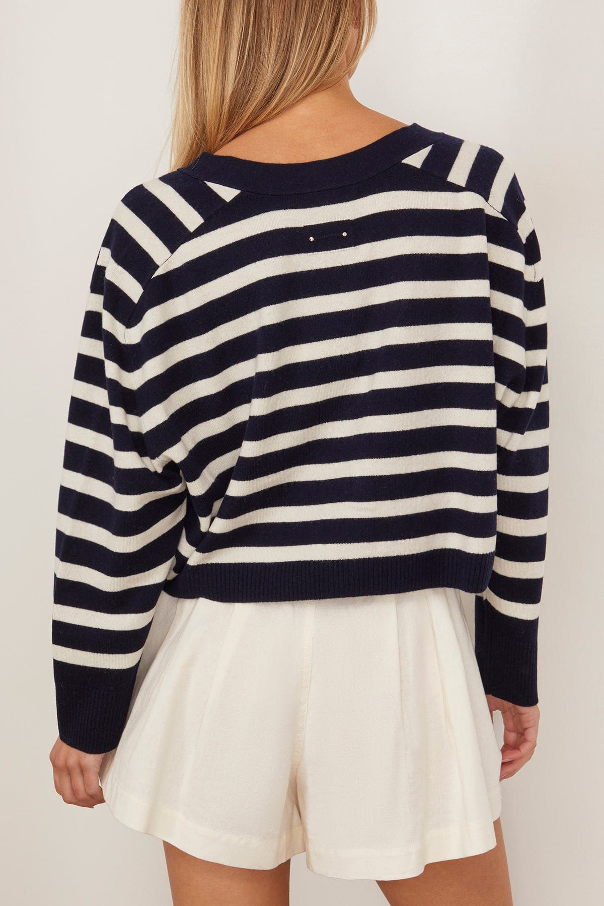 Emmanuelle Sweater in Marine/Ecru - 4