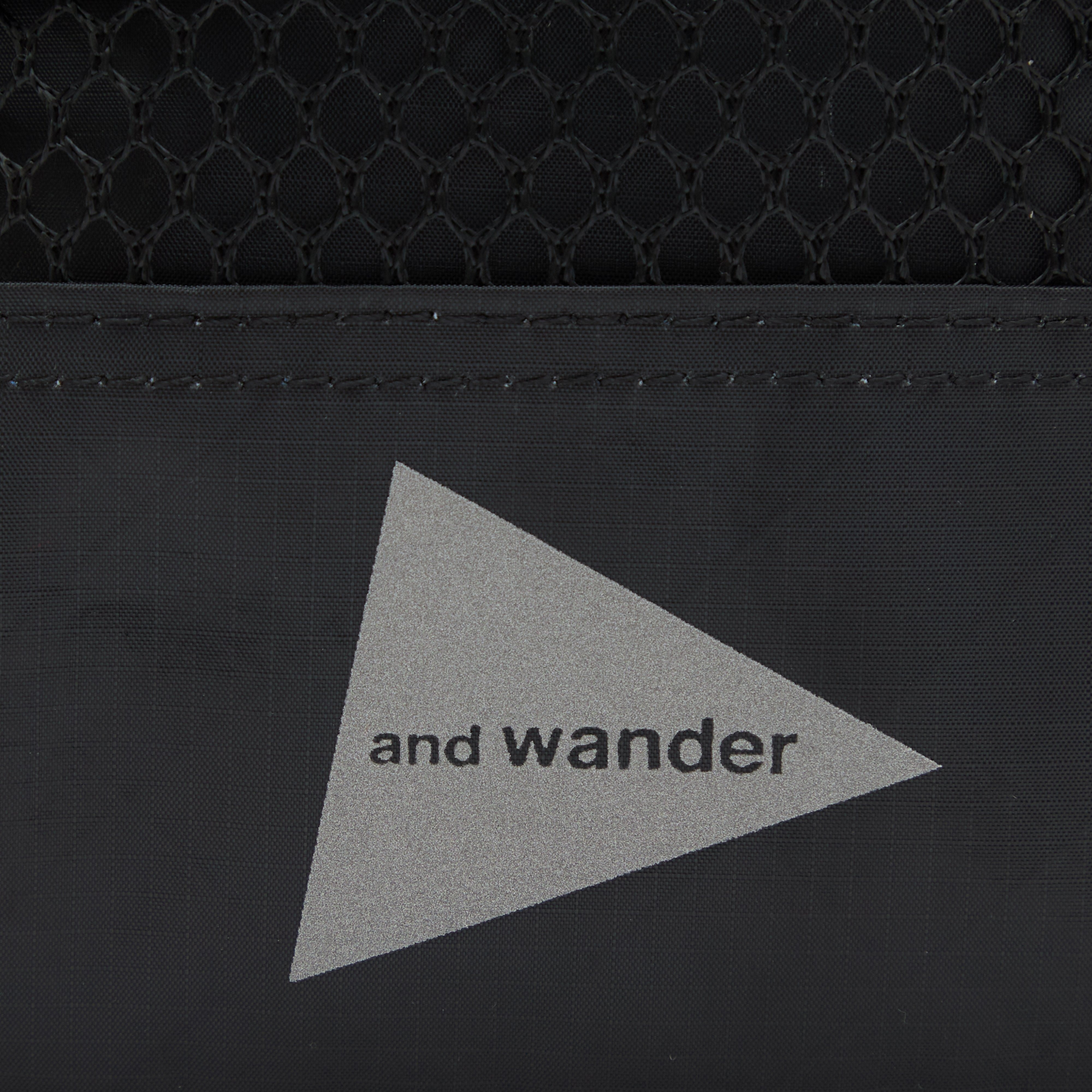 and wander ECOPAK SHOULDER POUCH - 5