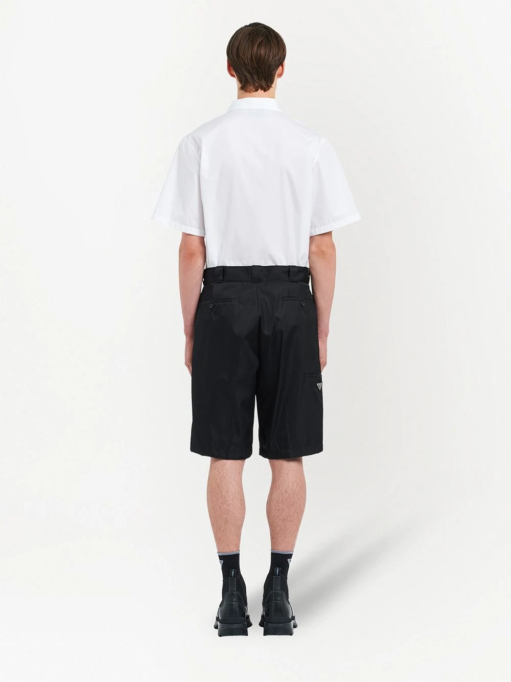 Re-Nylon logo plaque shorts - 4