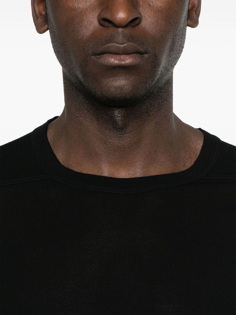 long-sleeve T-shirt 4