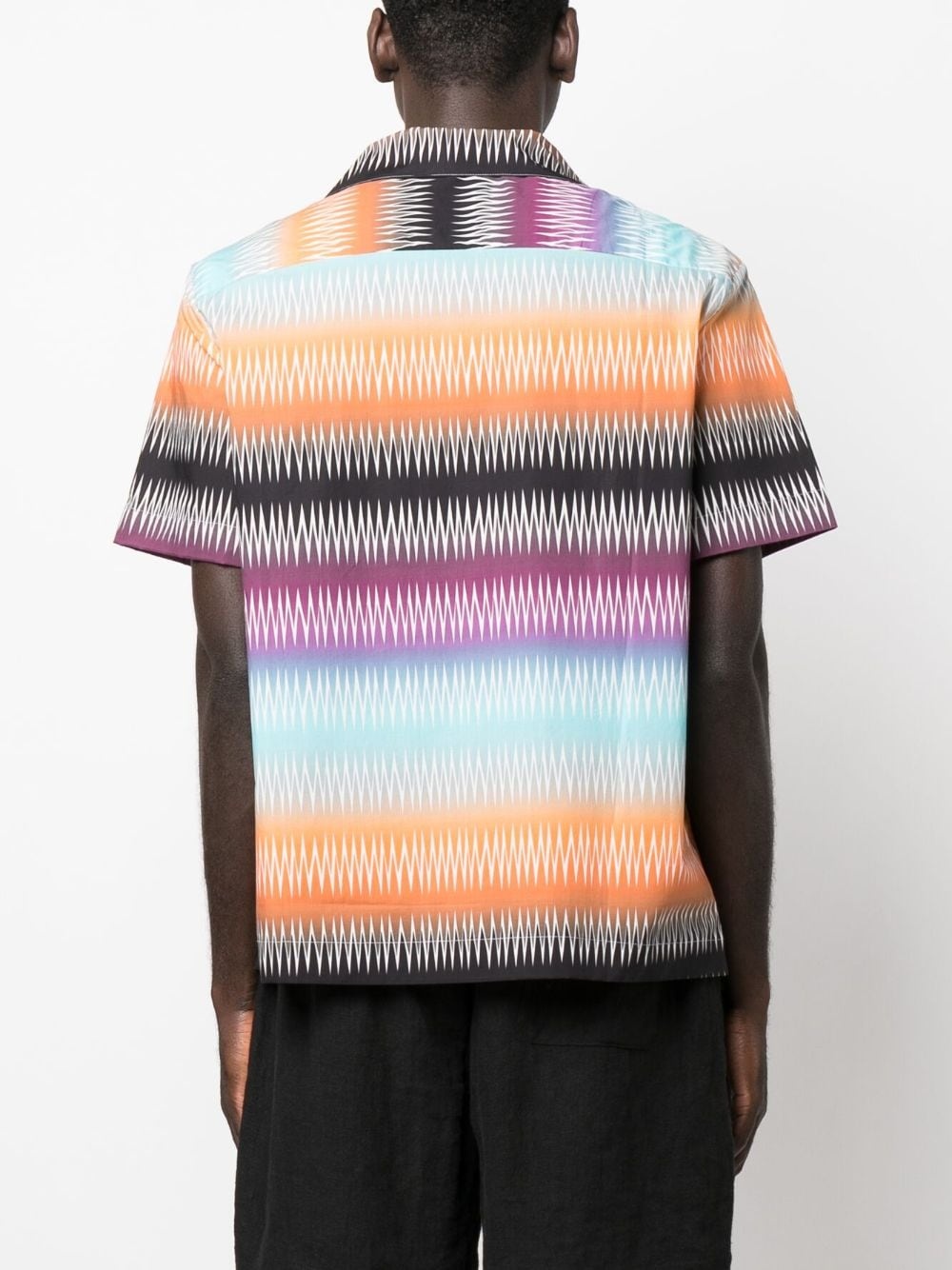 gradient chevron-print shirt - 4