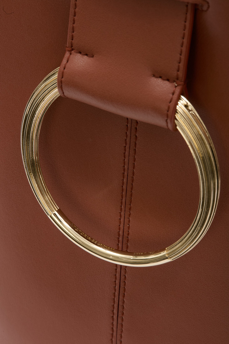 Dia Bucket Bag In Tan Smooth Leather 6