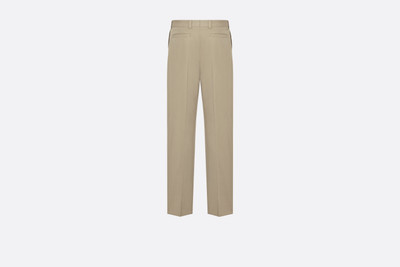 Dior Chinos outlook