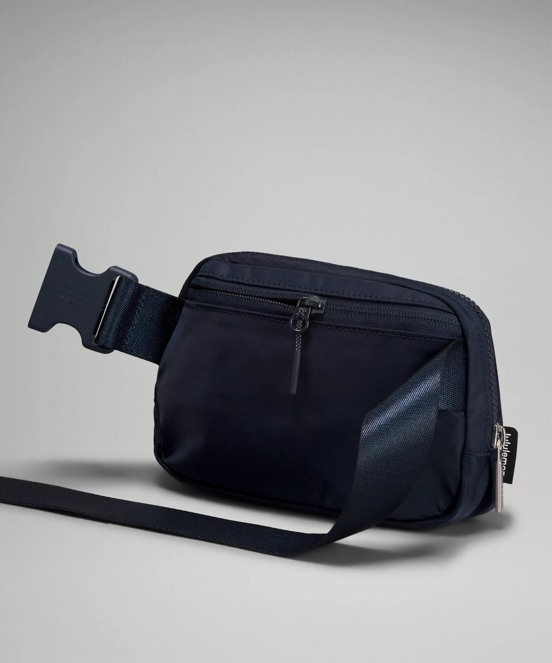 Everywhere Belt Bag 1L - 4