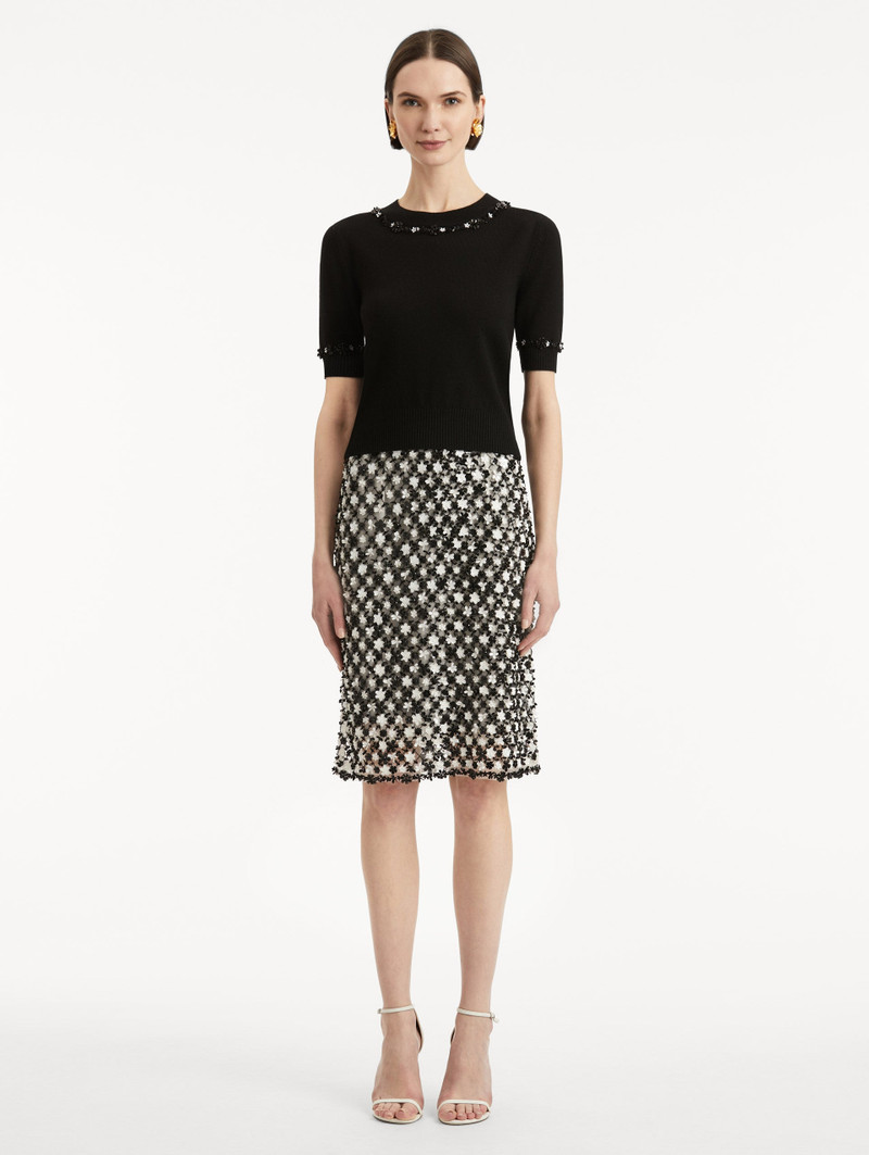 Oscar de la Renta SEQUIN FLORET TRIM PULLOVER outlook