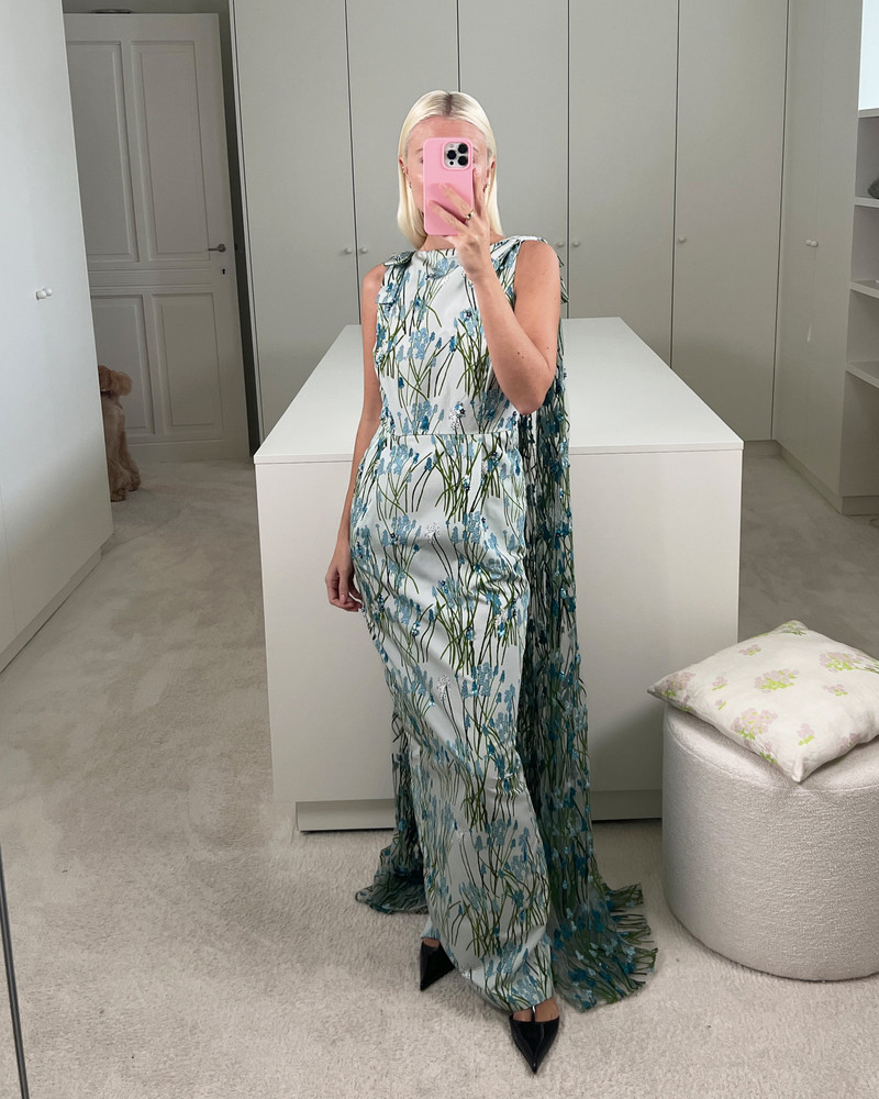 BERNADETTE Dress Charlene Embroidered outlook